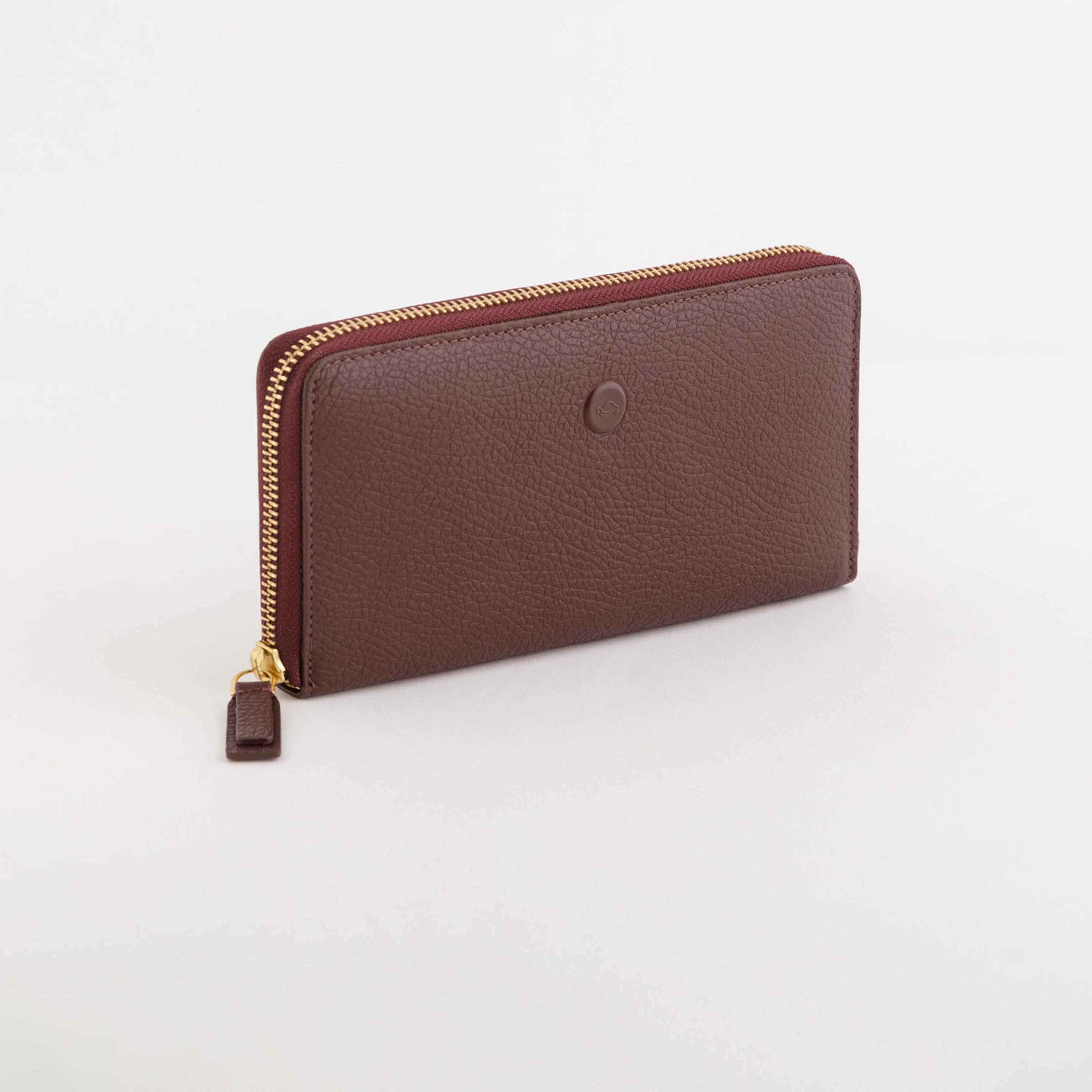 Carpisa Delta Winter Textured Wallet with Zipper closure | 19 X 2 X 10 CM-women-bagsandwallets-wallets-image-1