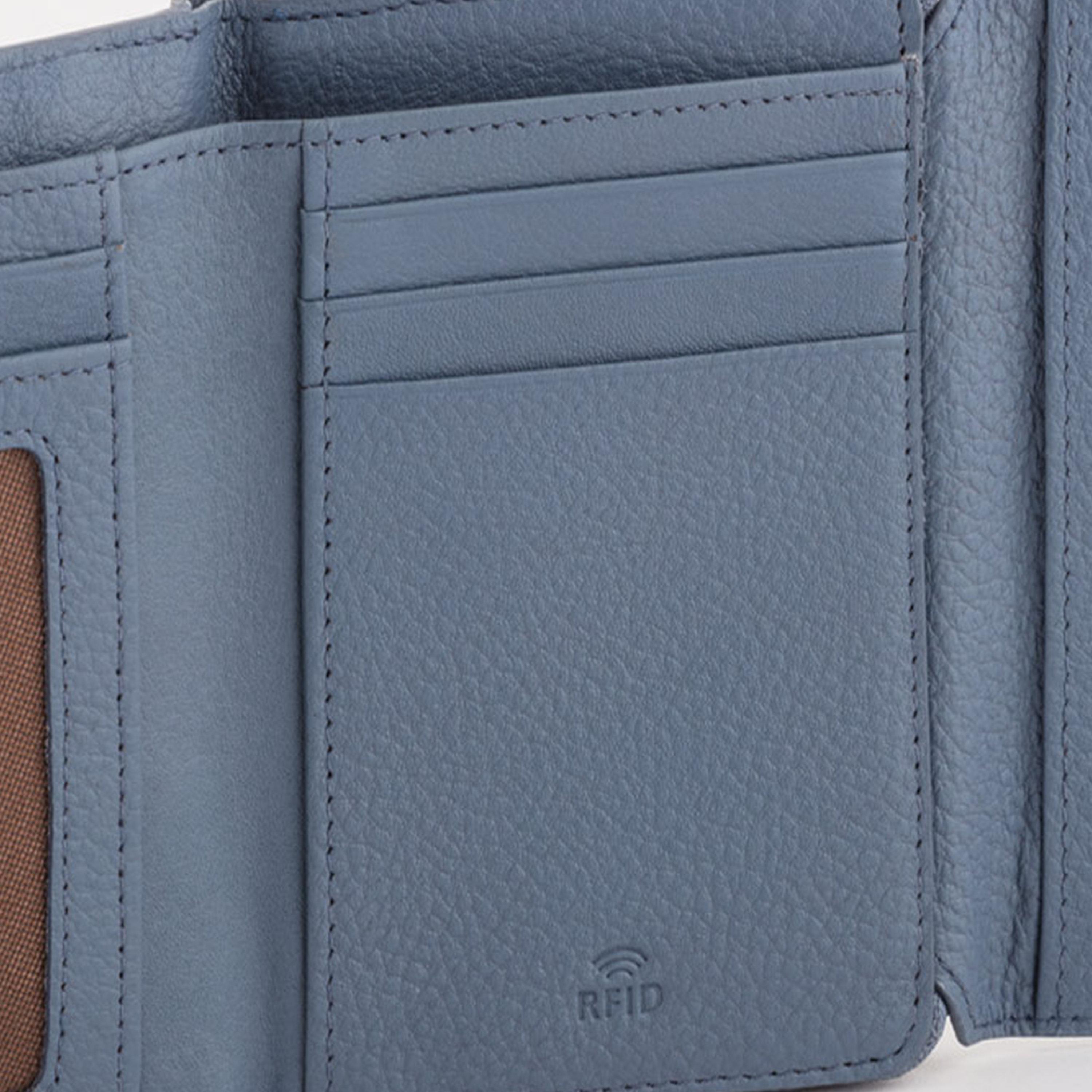 Carpisa Delta Winter Textured Wallet with Zipper closure | 13 X 2 X 9 CM-women-bagsandwallets-wallets-image-3