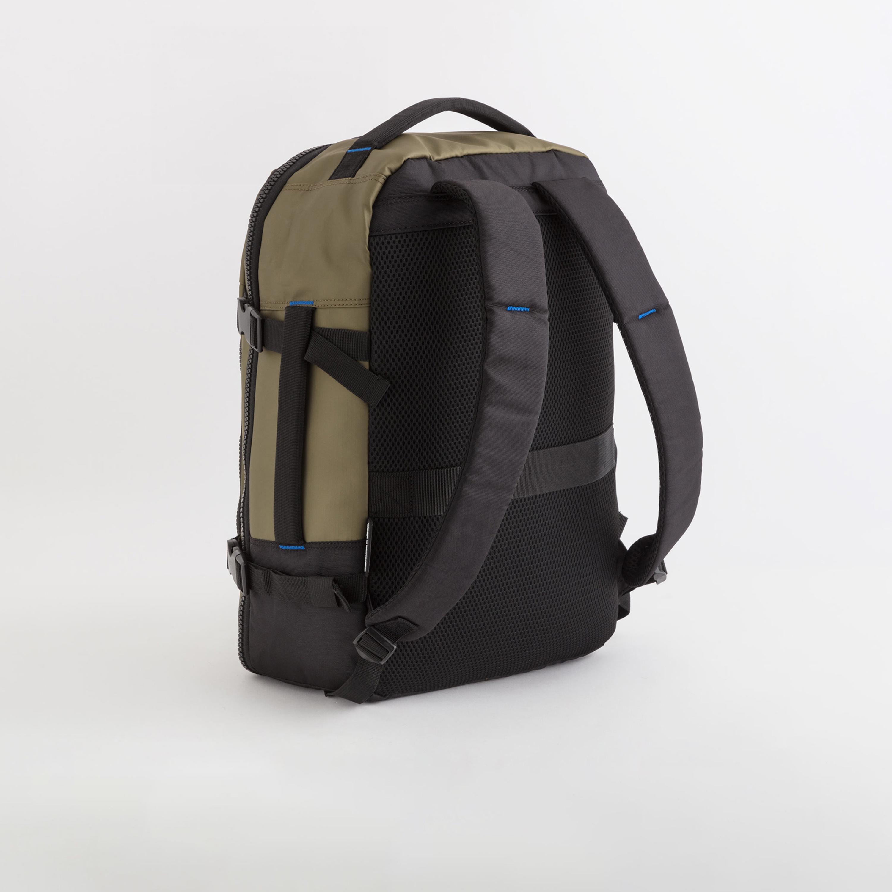 Carpisa | 19 Inches Backpack, Polyester, Adjustable Strap | VBC8630344530201-travel-luggagesandbags-backpacks-image-3