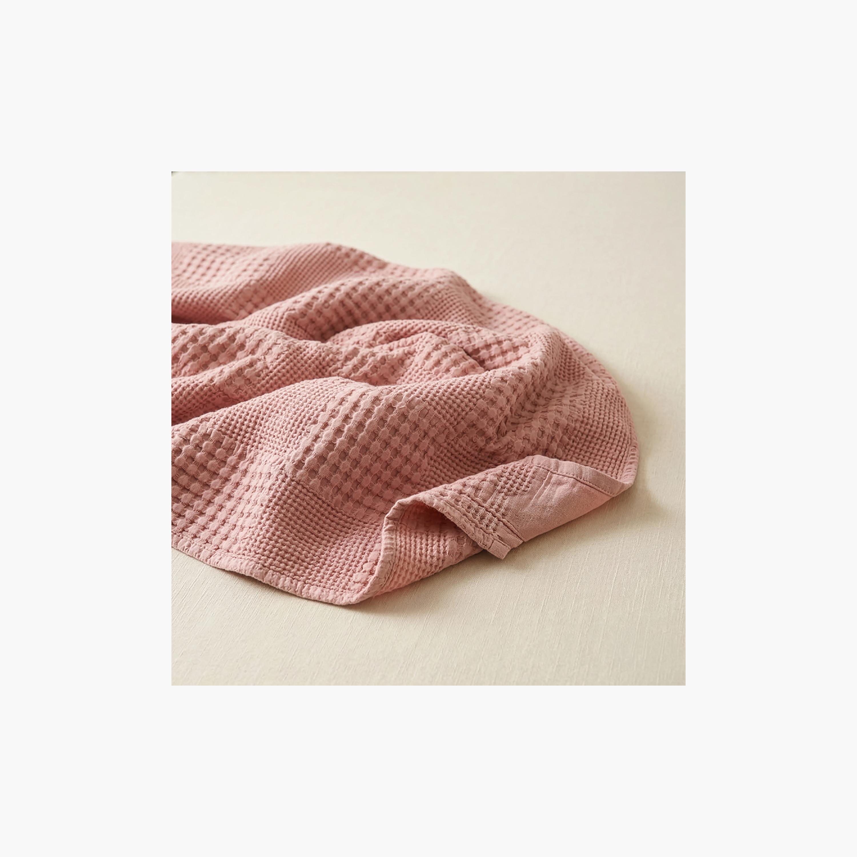 Donetella Waffle Hypoallergenic Breathable Blanket - 140X200 Cm-household-cushionsandthrows-throwsandblankets-blankets-image-5