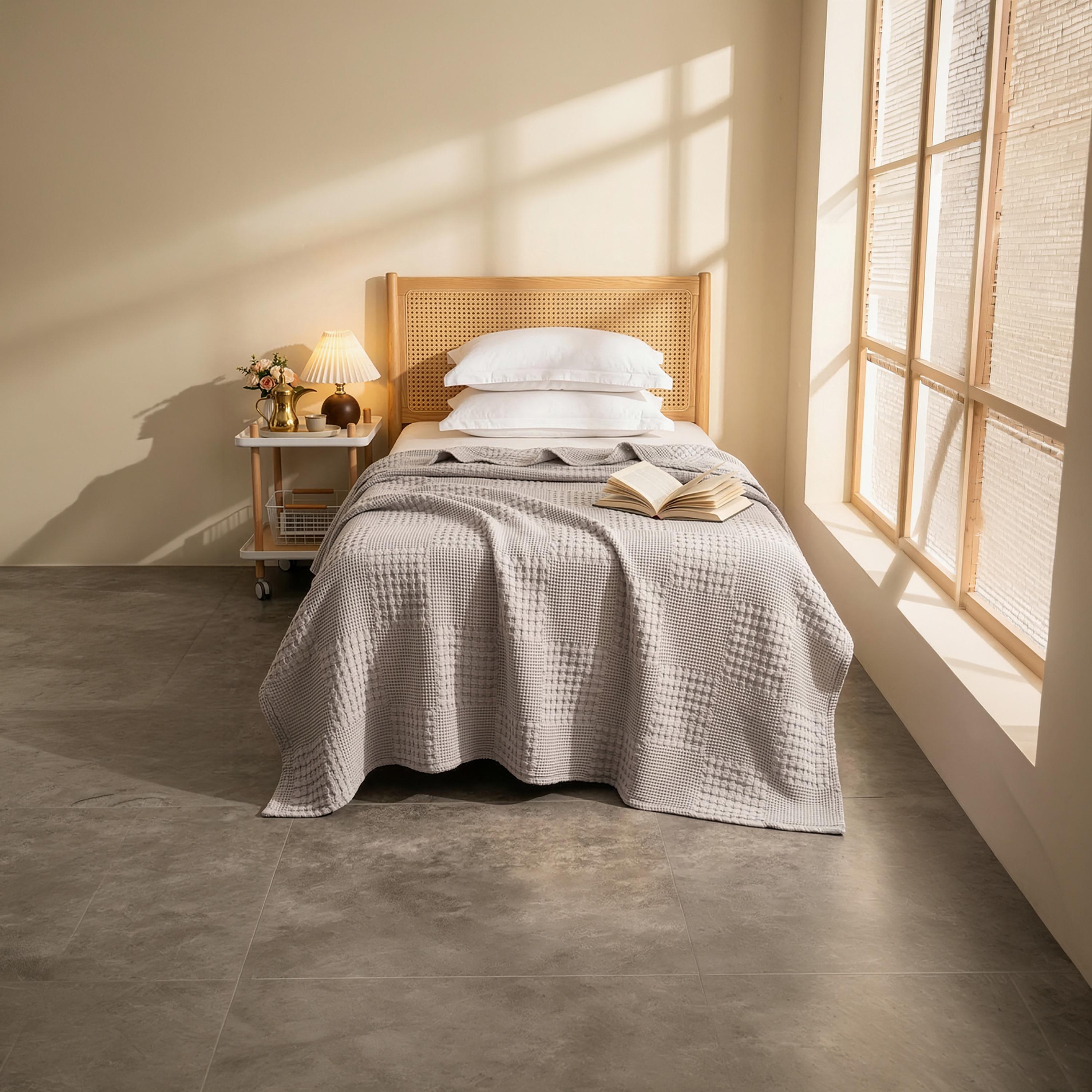 Donetella Waffle Hypoallergenic Breathable Blanket - 140X200 Cm-household-cushionsandthrows-throwsandblankets-blankets-image-4