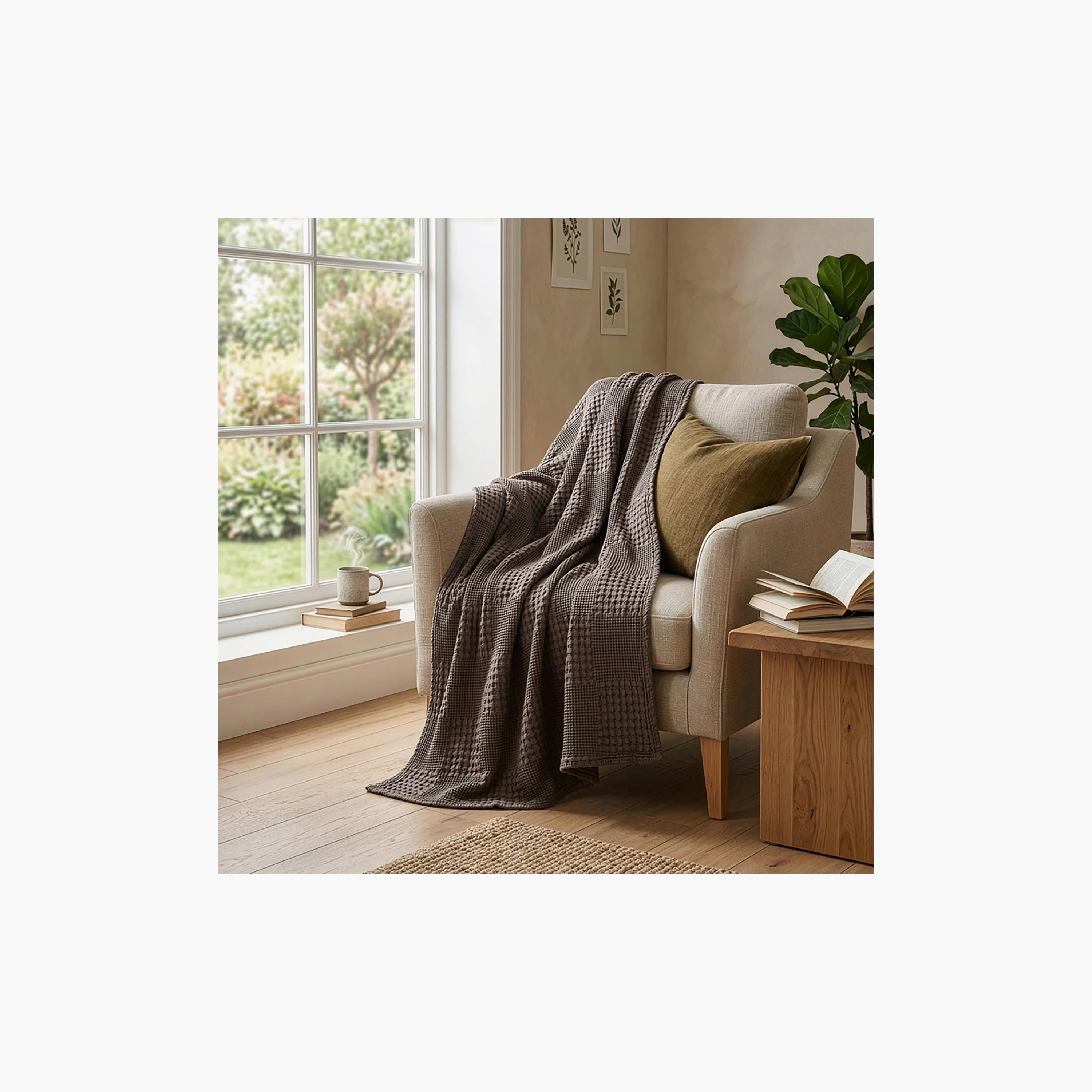 Donetella Waffle Hypoallergenic Breathable Blanket - 140X200 Cm-household-cushionsandthrows-throwsandblankets-blankets-image-2