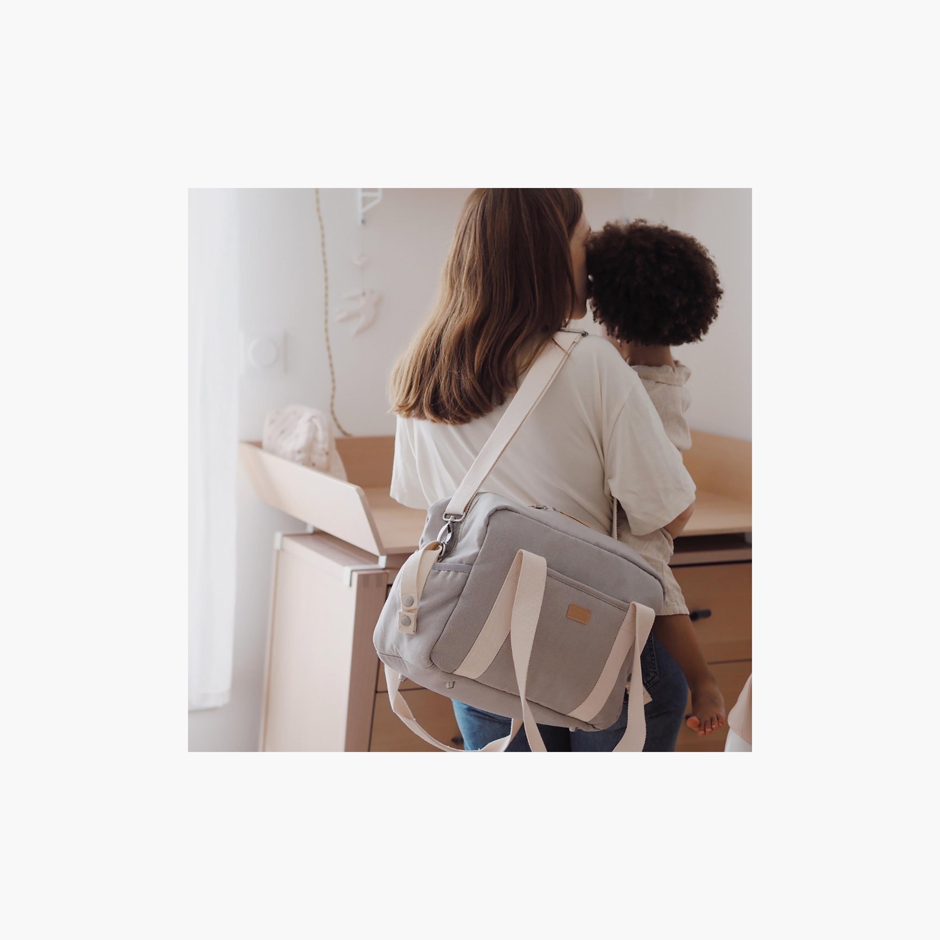 حقيبة حفاضات وتغيير للأطفال (باريس) من بيابا-baby-gear-diaperbags-image-3