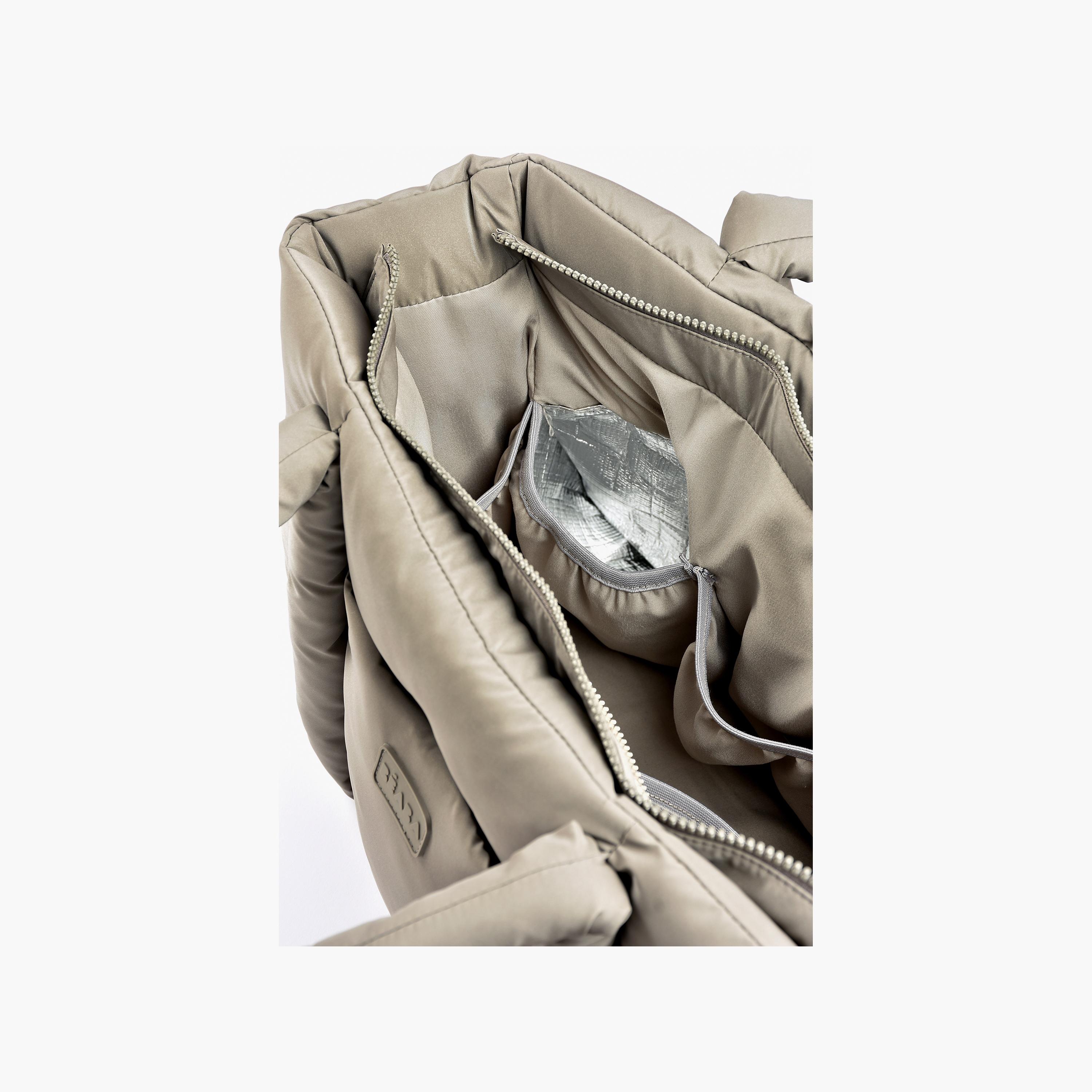 حقيبة حفاضات وتغيير مبطنة للأطفال (بافي باريس) من بيابا-baby-gear-diaperbags-image-11