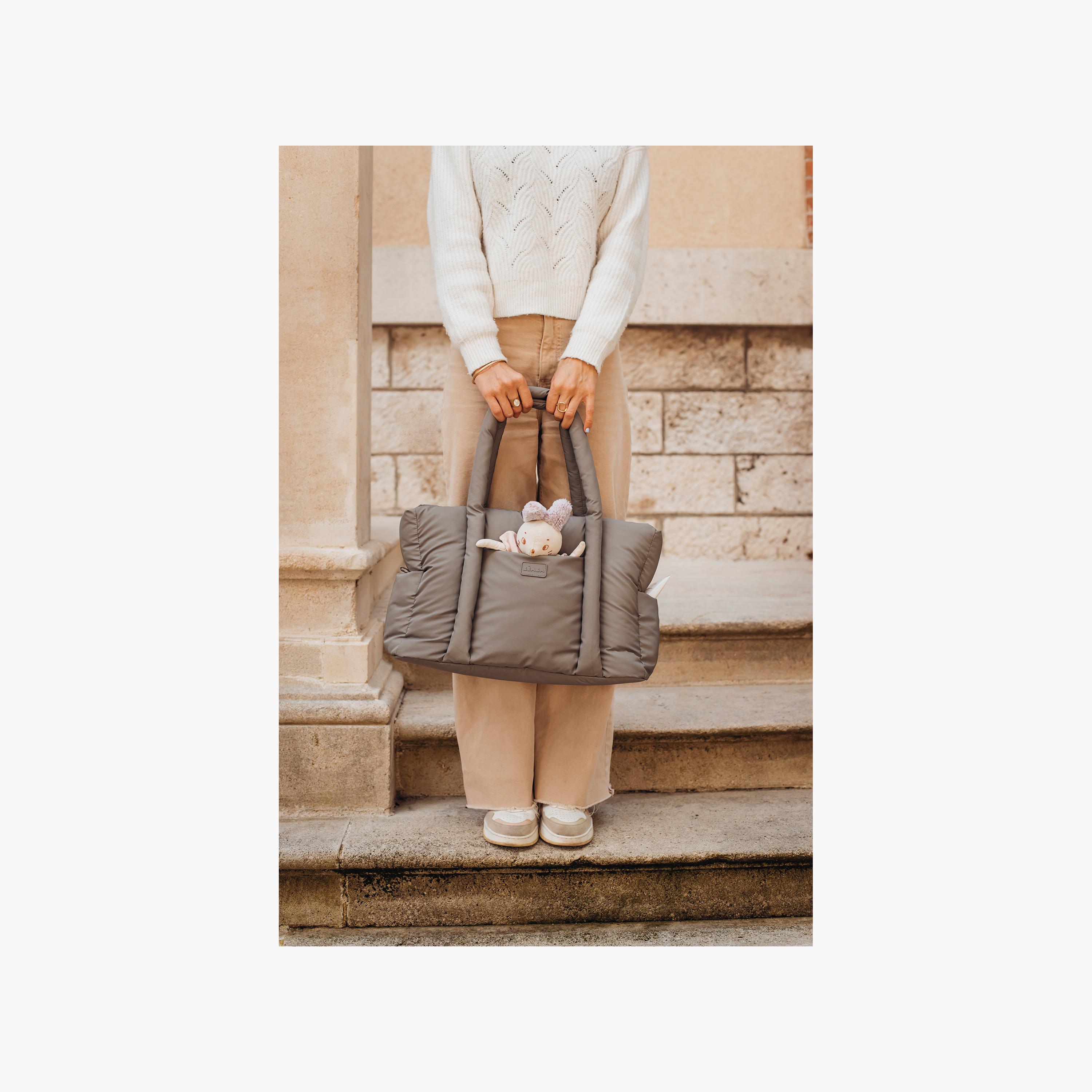 حقيبة حفاضات وتغيير مبطنة للأطفال (بافي باريس) من بيابا-baby-gear-diaperbags-image-4