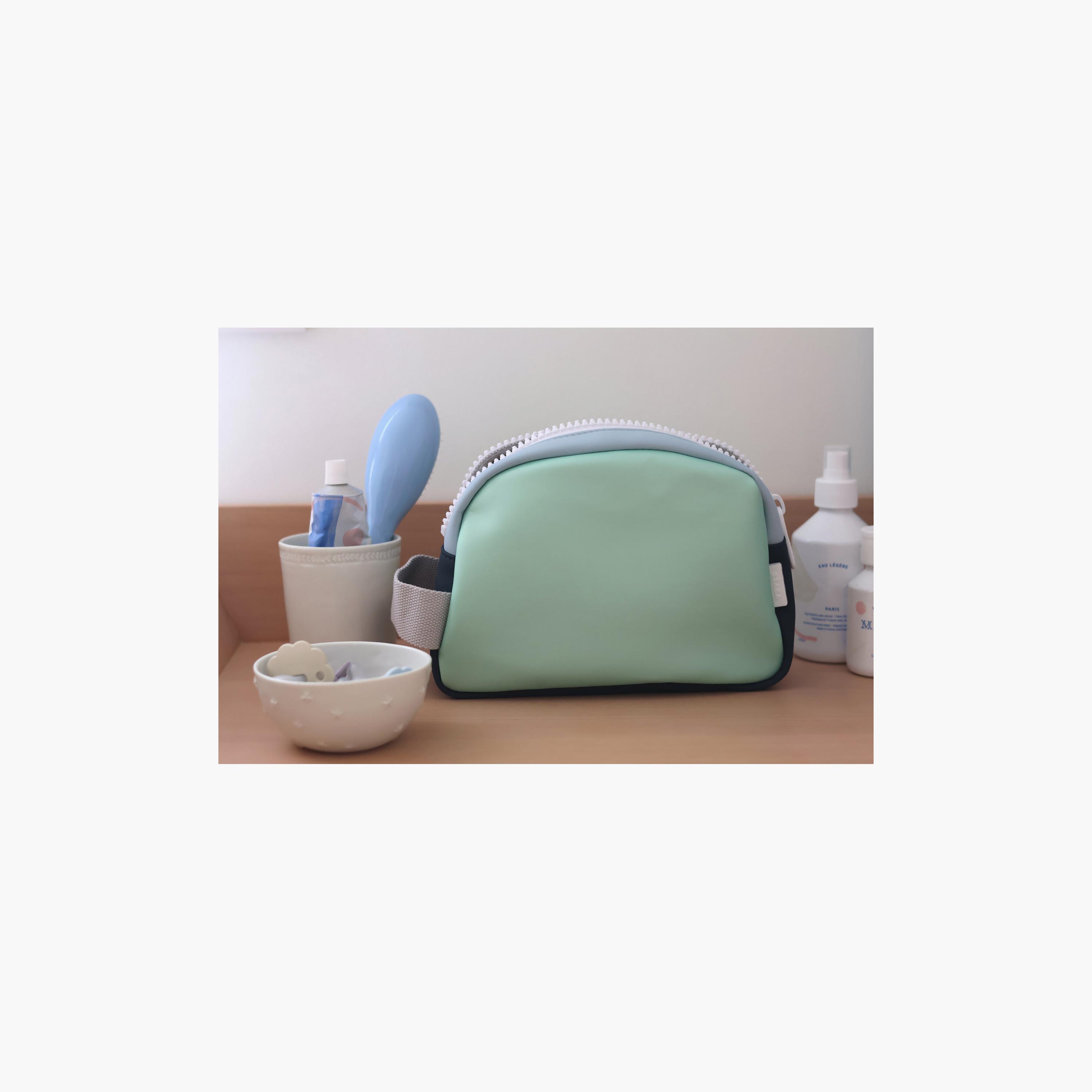 Beaba Faro Toiletry Bag-baby-gear-diaperbags-image-3