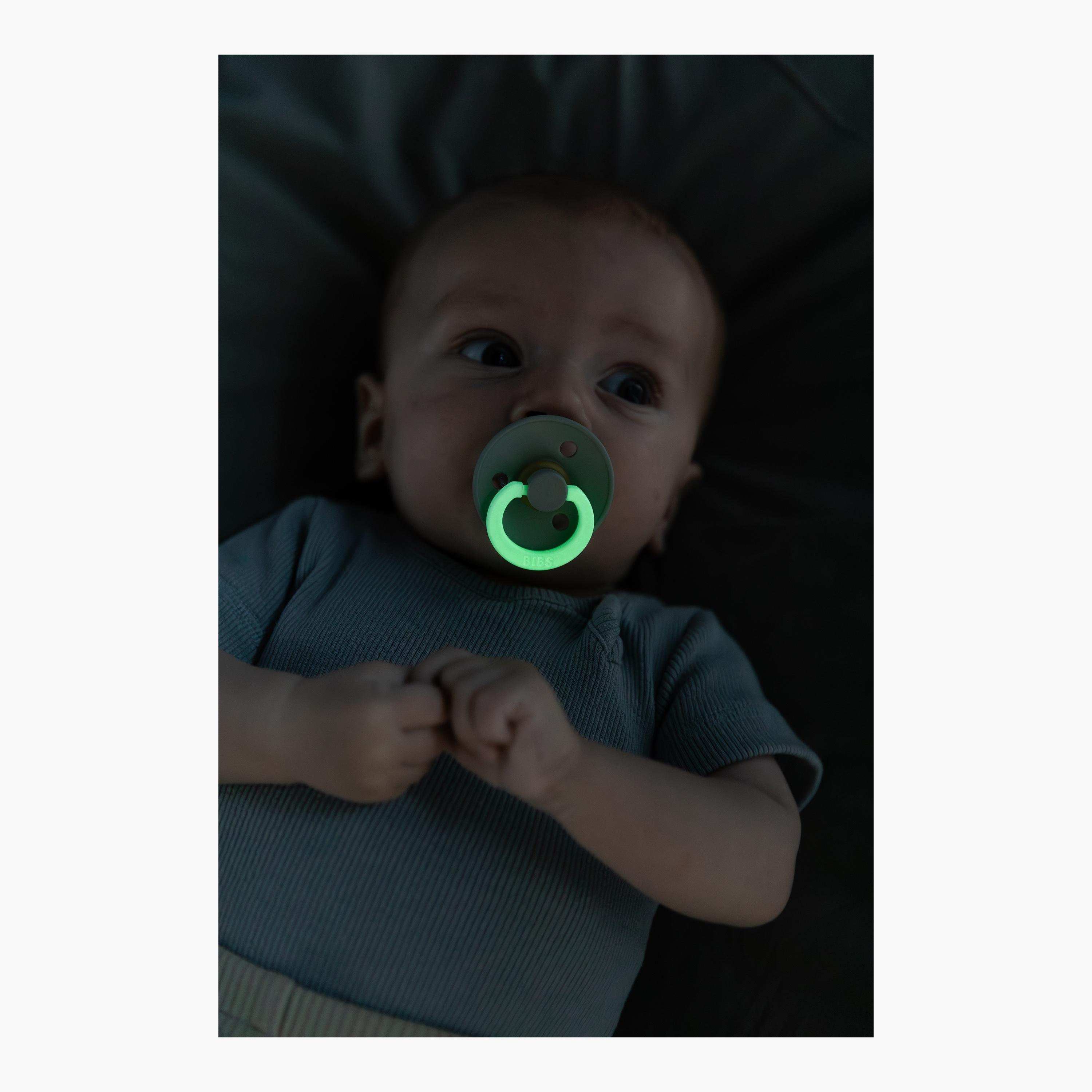 Bibs Colour Latex Glow In Dark Pacifier - Size 2-baby-feeding-pacifiers-image-3