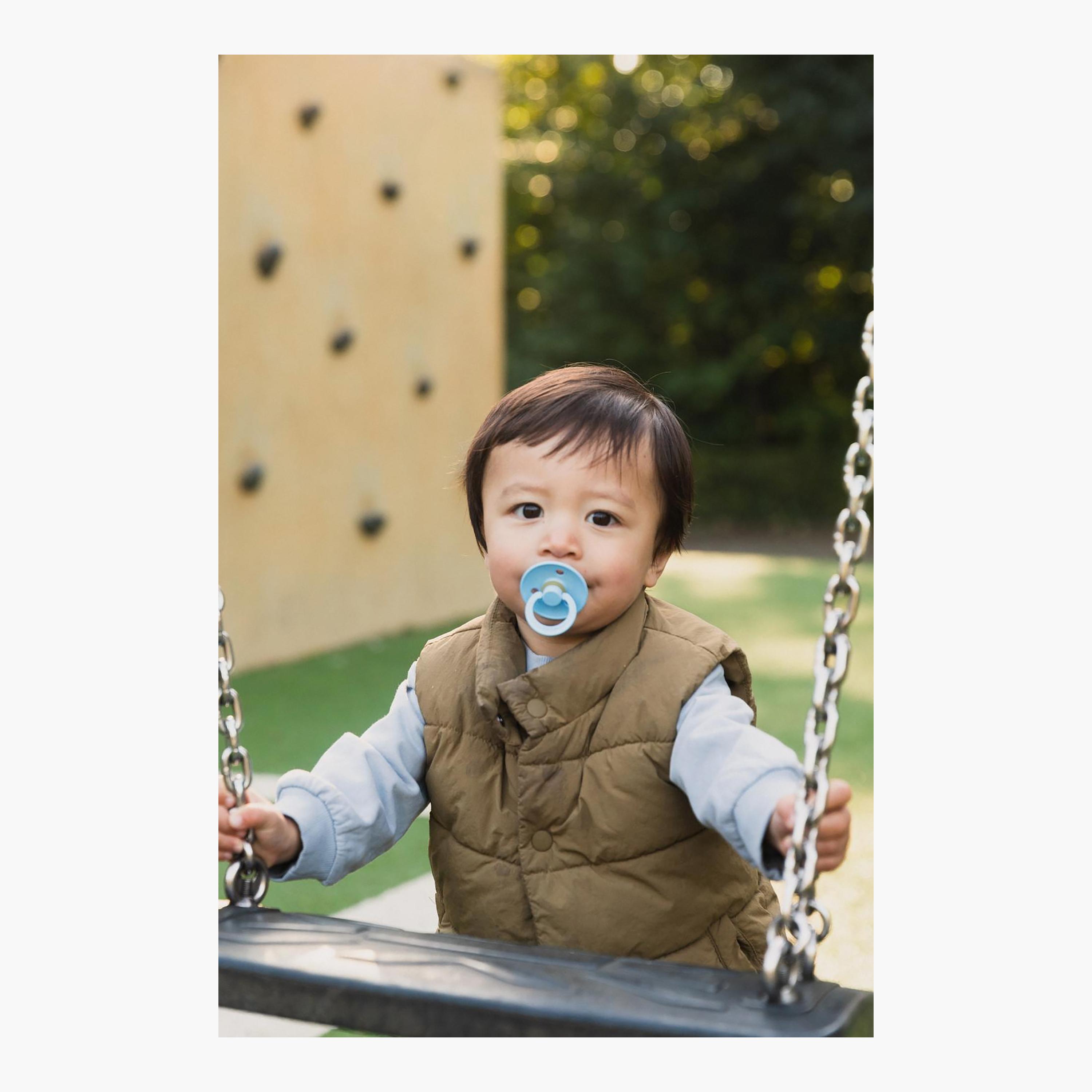 طقم لهايات مستديرة تشكيلة "كولور" من المطاط الطبيعي (4 قطع) من بيبس - مقاس 2-baby-feeding-pacifiers-image-10
