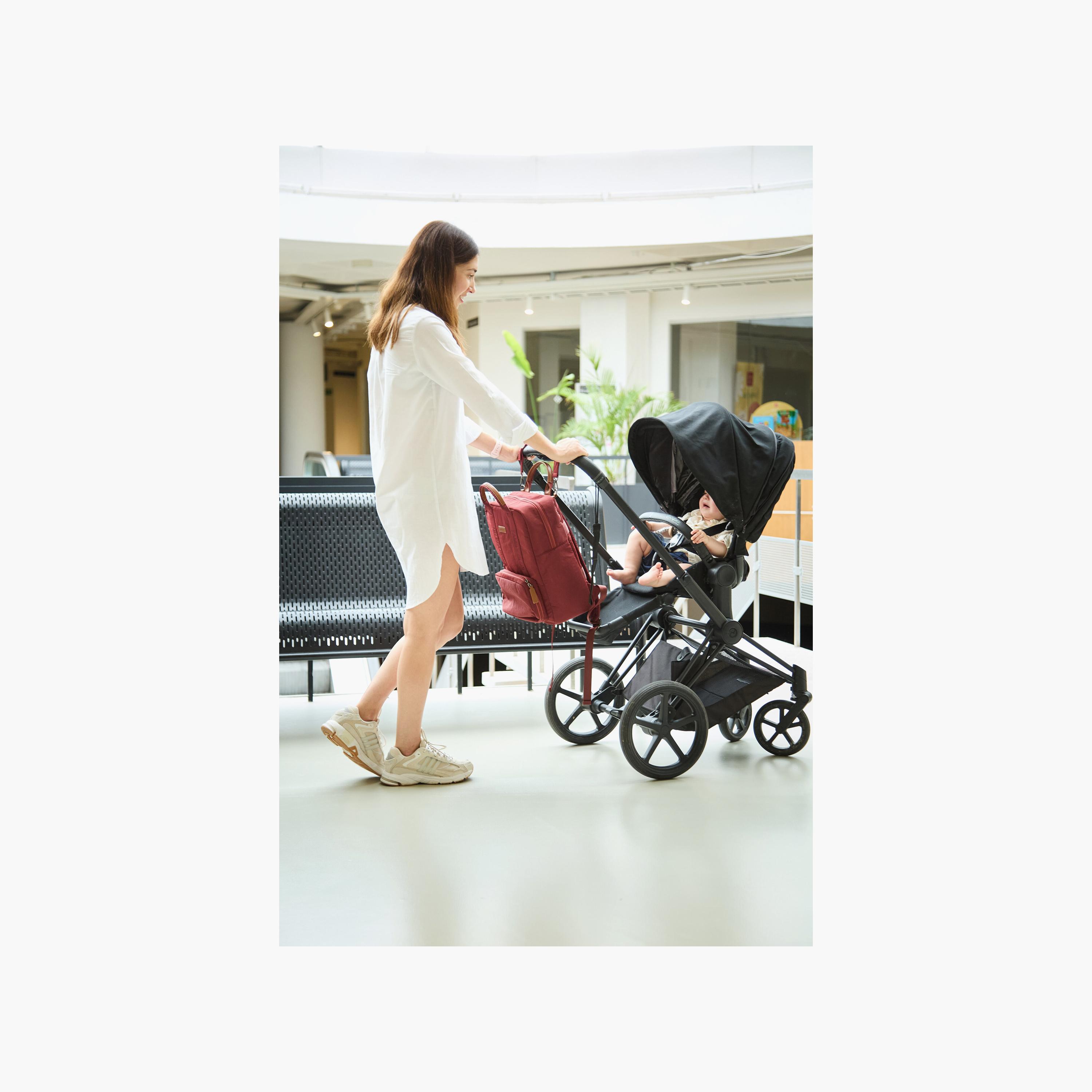 حقيبة ظهر للحفاضات عصرية (فاميلي كلوب سيجنتشر أوربان) من تشايلد هوم-baby-gear-diaperbags-image-6