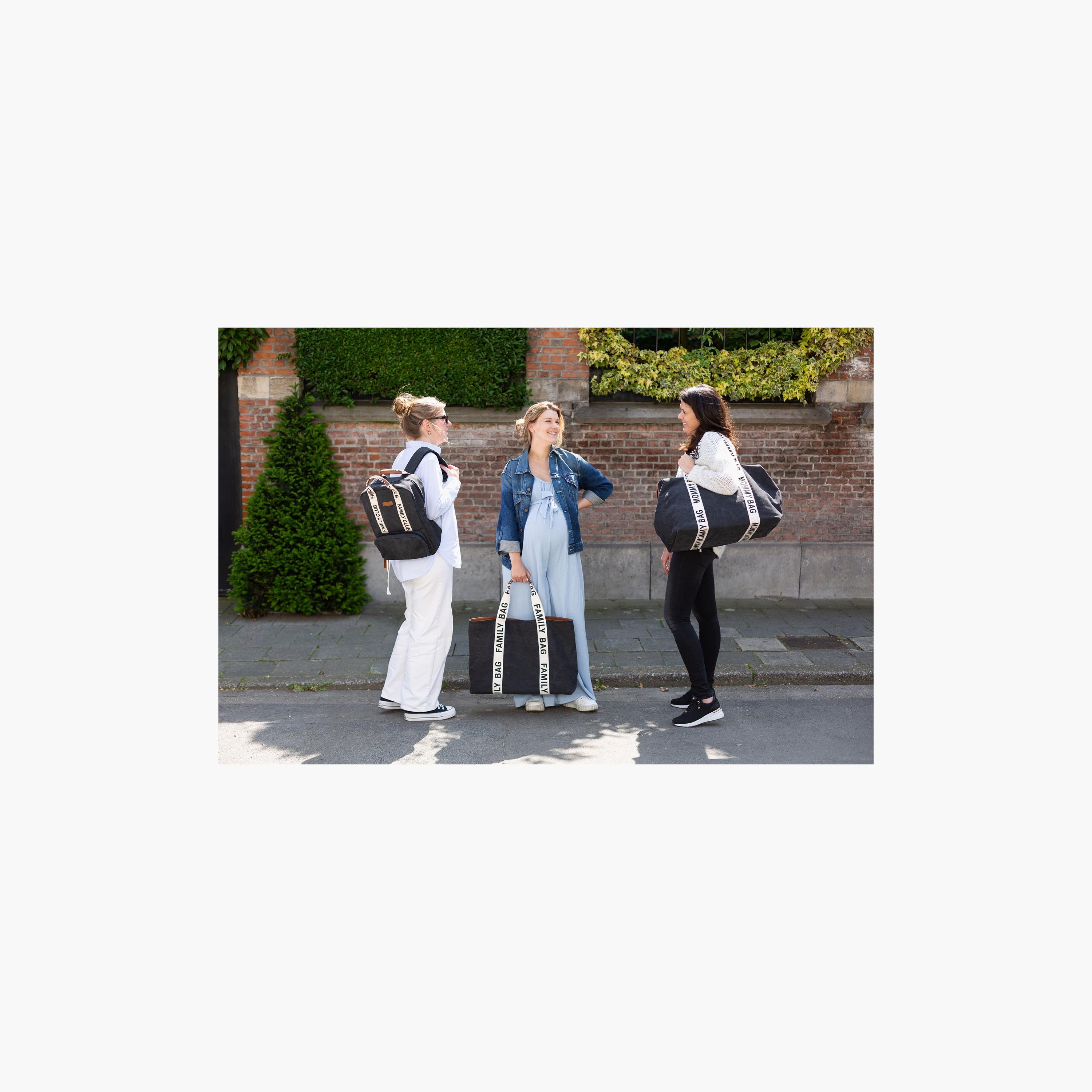 حقيبة حفاضات للأمهات (سيجنتشر مامي باغ) مع مفرش لتغيير الحفاض من تشايلد هوم-baby-gear-diaperbags-image-2