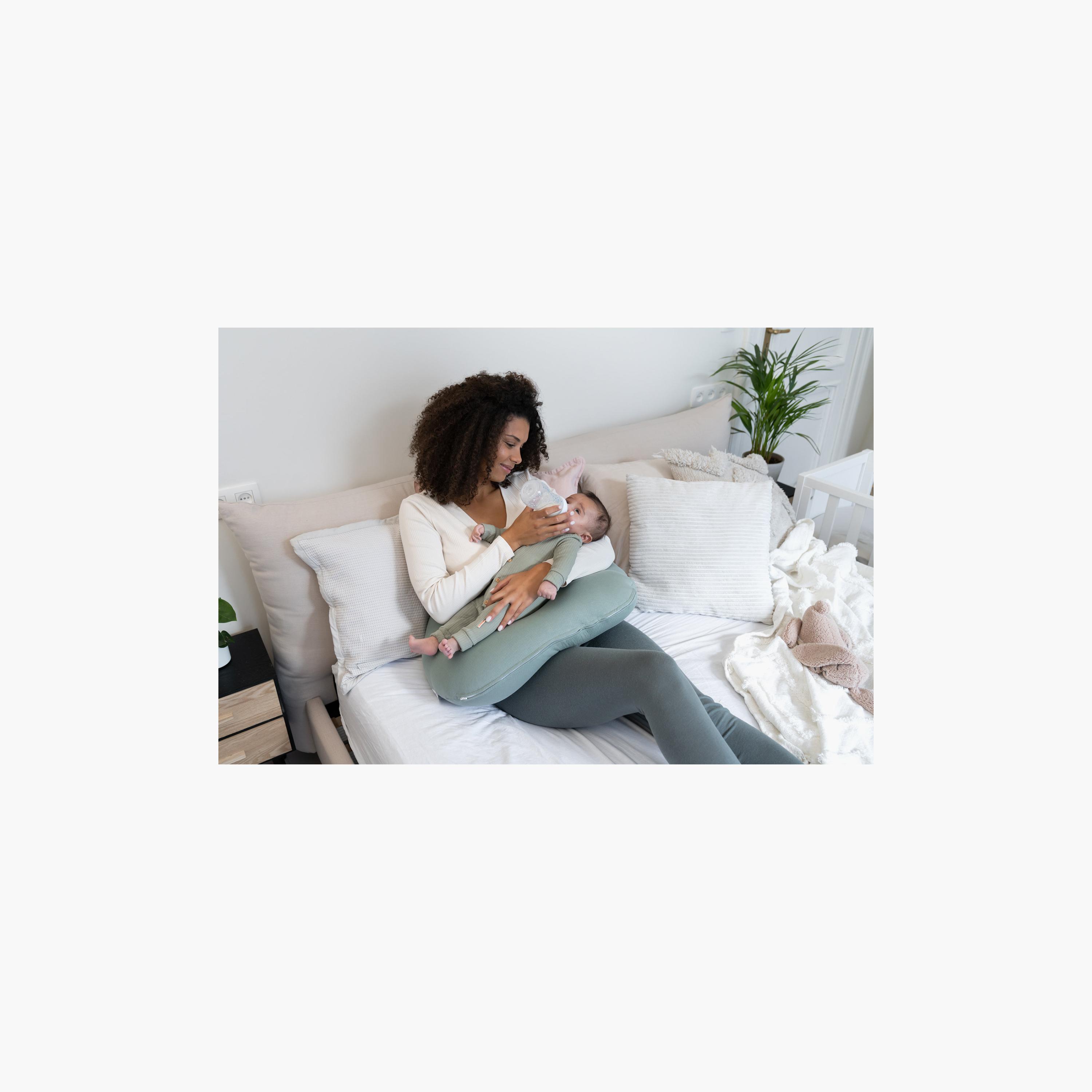 وسادة رضاعة ناعمة للأطفال (سوفتي) من دومو-baby-maternalcare-pregnancypillows-image-3