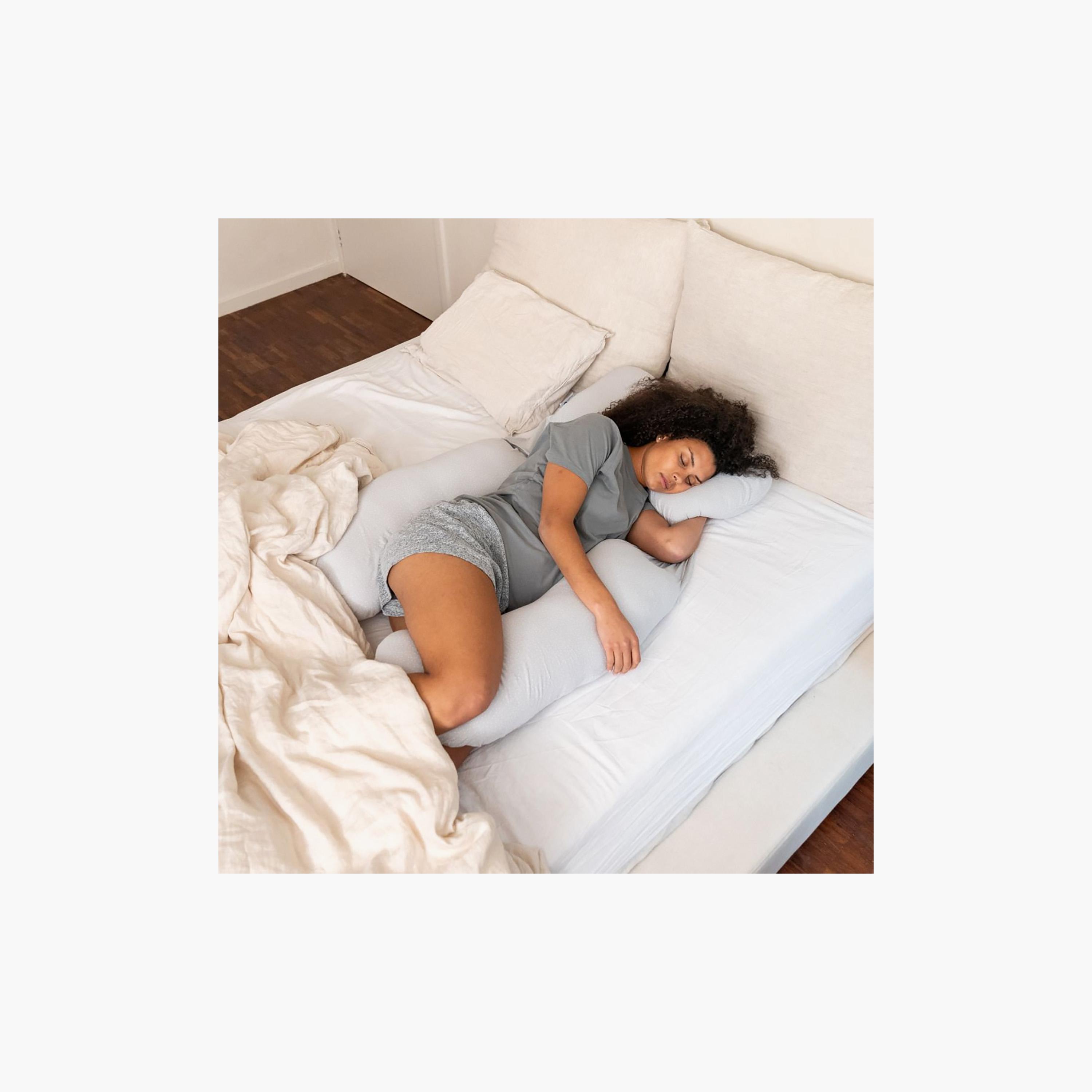 Doomoo Maxxy Little Dots Maternity Pillow-baby-maternalcare-pregnancypillows-image-2