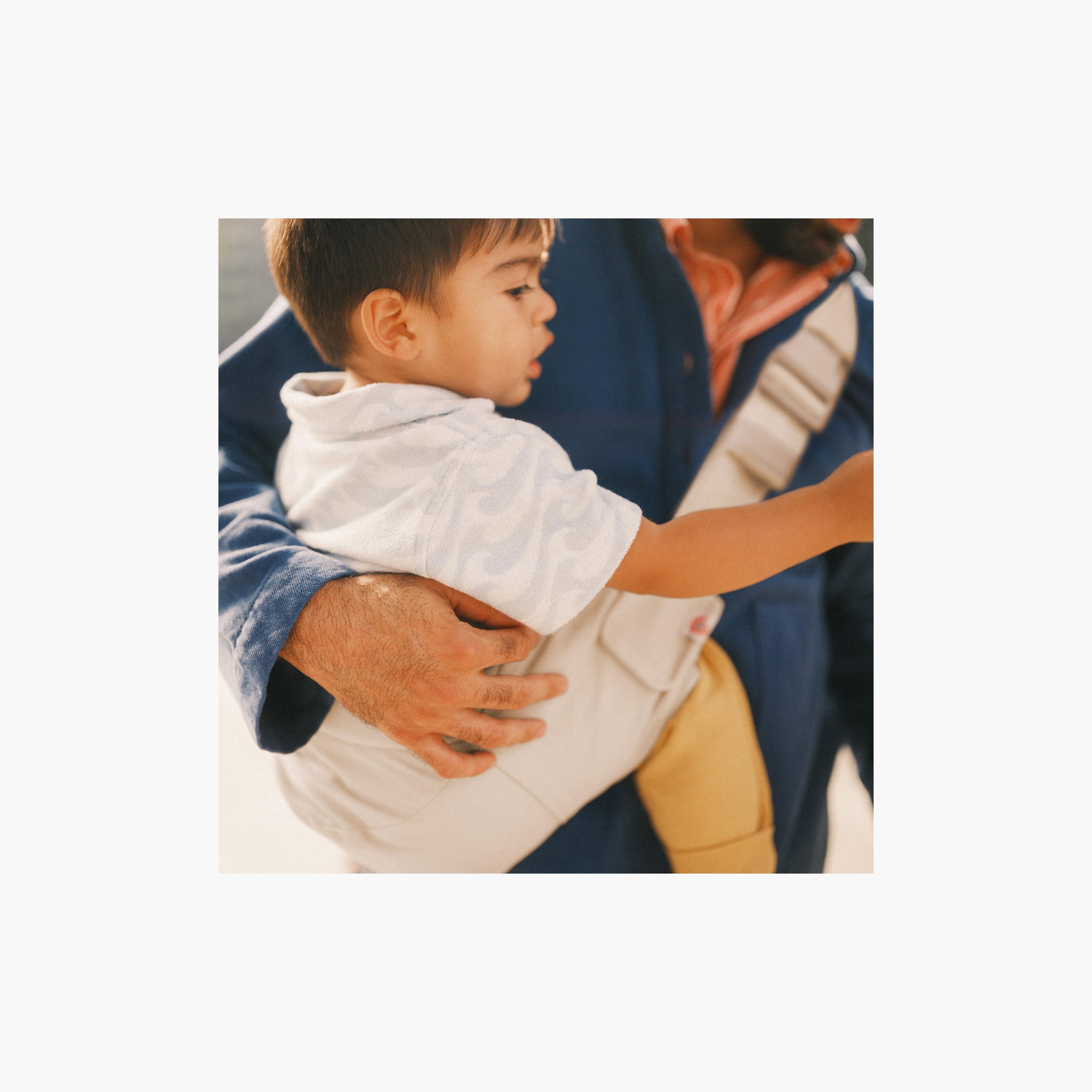 Ergobaby Upsie Sling Carrier-baby-gear-babycarriers-image-2