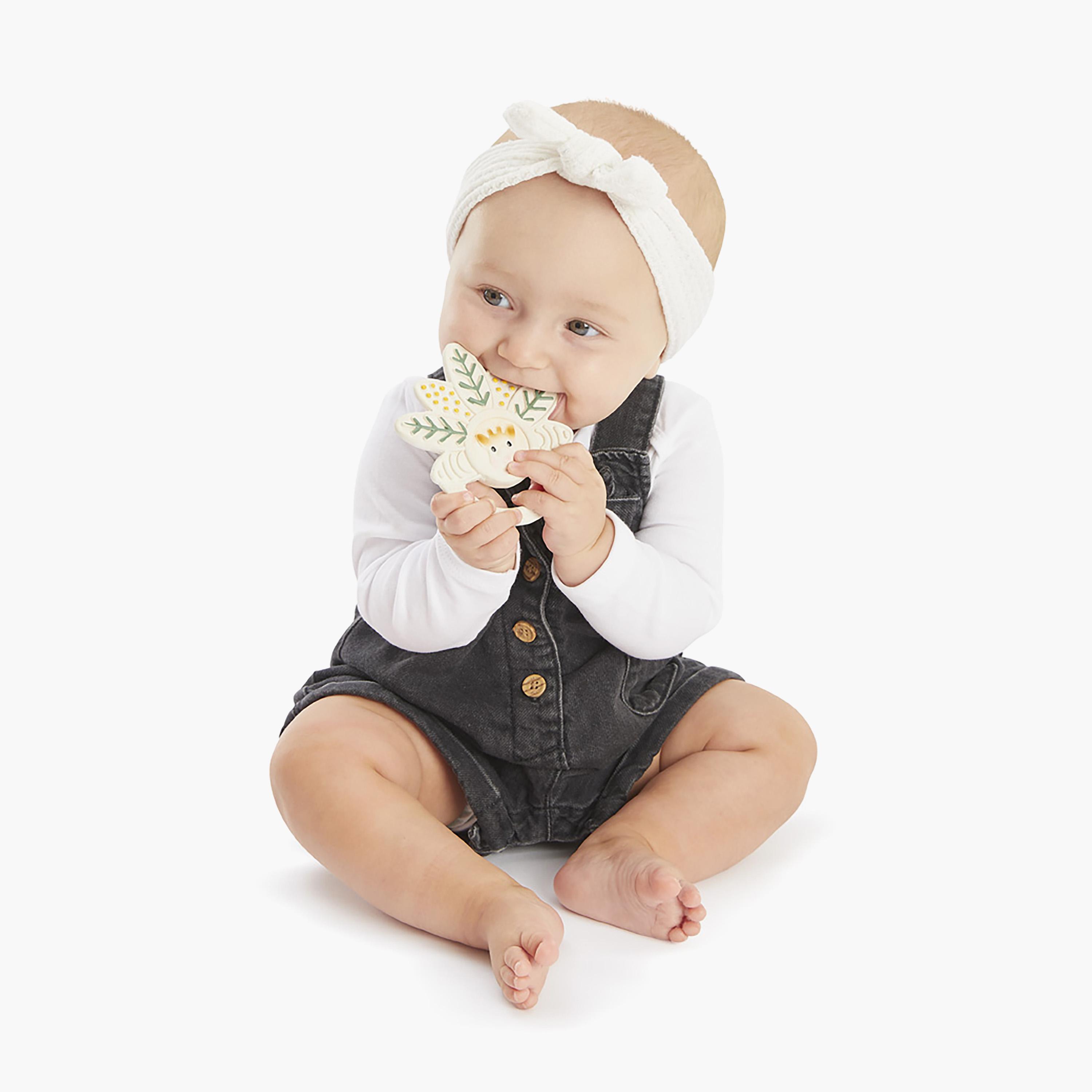 عضاضة أطفال ميل فوي لتحفيز الحواس الخمس من صوفي لا جيراف-toys-babyandtoddlertoys-rattlesandteethers-image-2