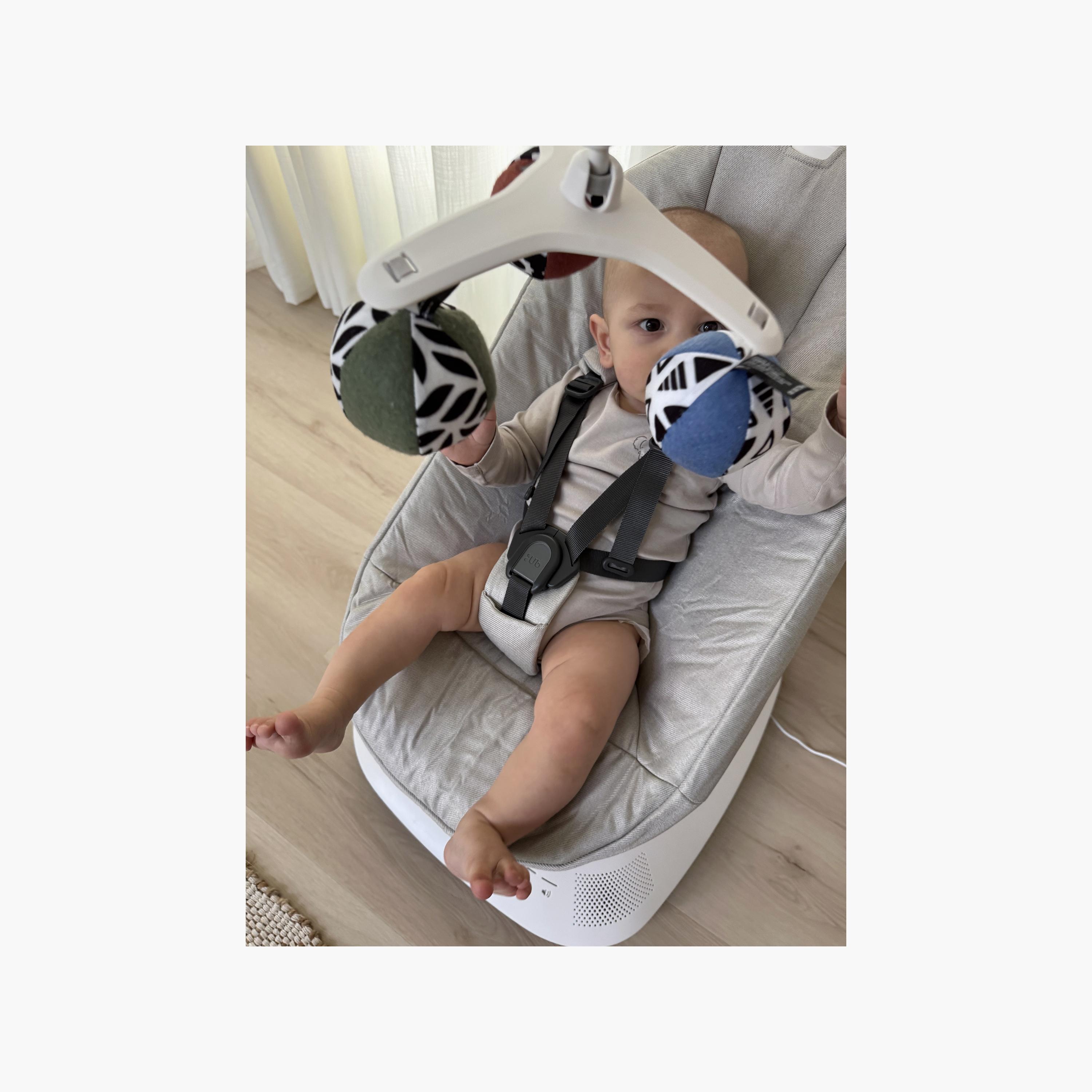 Uppababy Smart Swing with Mobile Hanging Balls-baby-infantactivity-bouncers-image-11