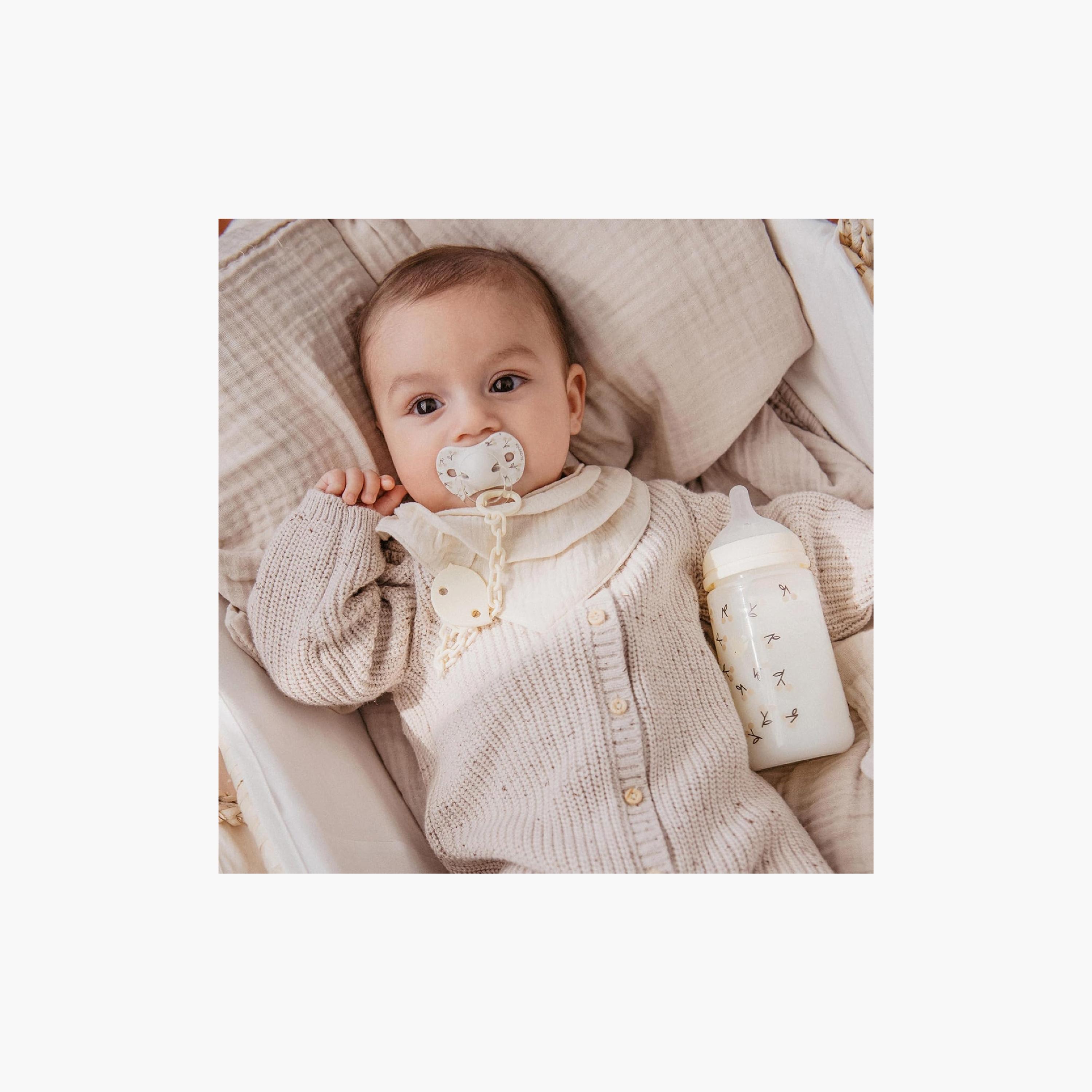 Suavinex Birdie Anti-Colic Silicone Teat Feeding Bottle - 270 ml-baby-feeding-feedingbottles-bottlesandteats-image-4