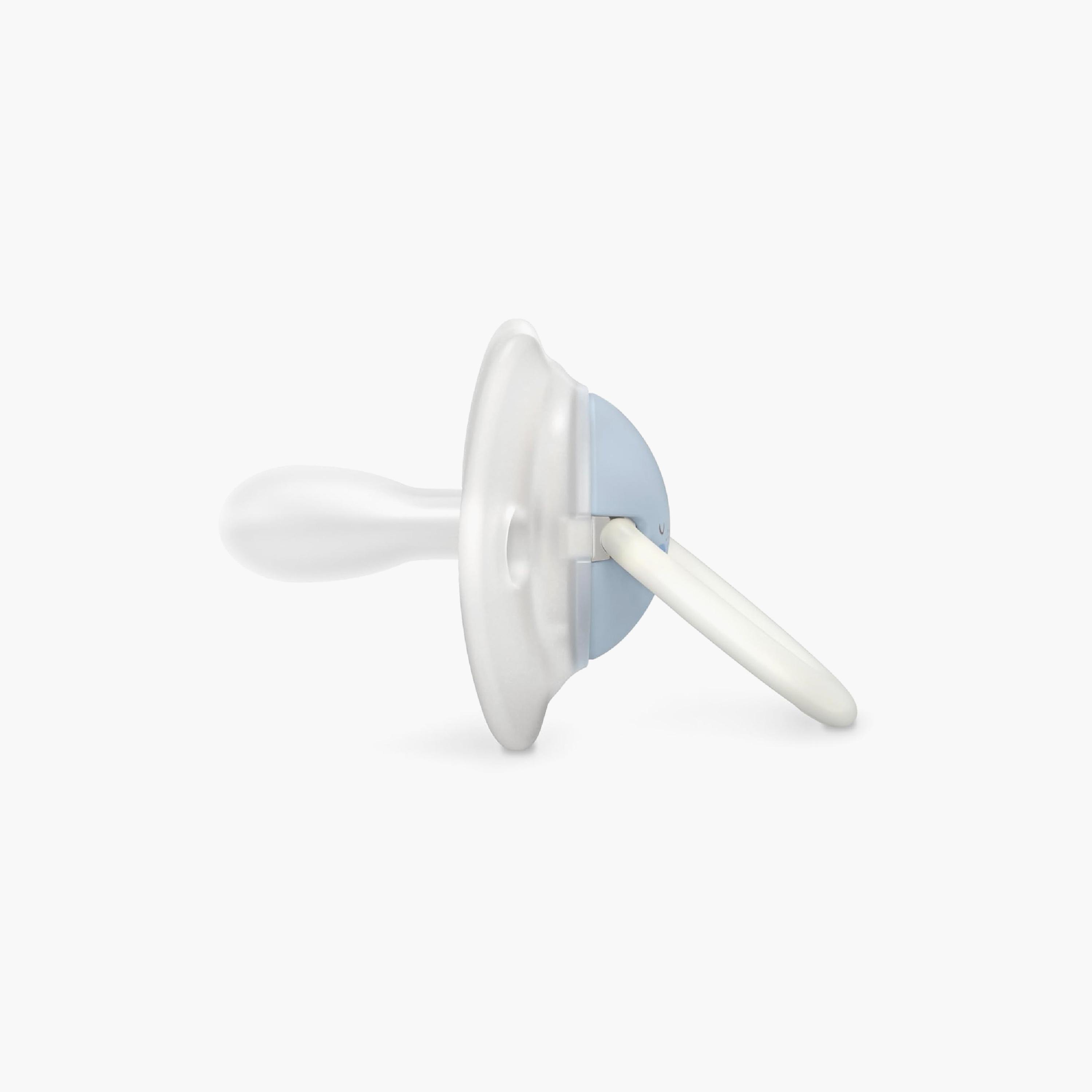 طقم لهايات سيليكون نايت آند داي مع علبة (قطعتان) - من 0 إلى 6 أشهر من سوافينكس-baby-feeding-pacifiers-image-2