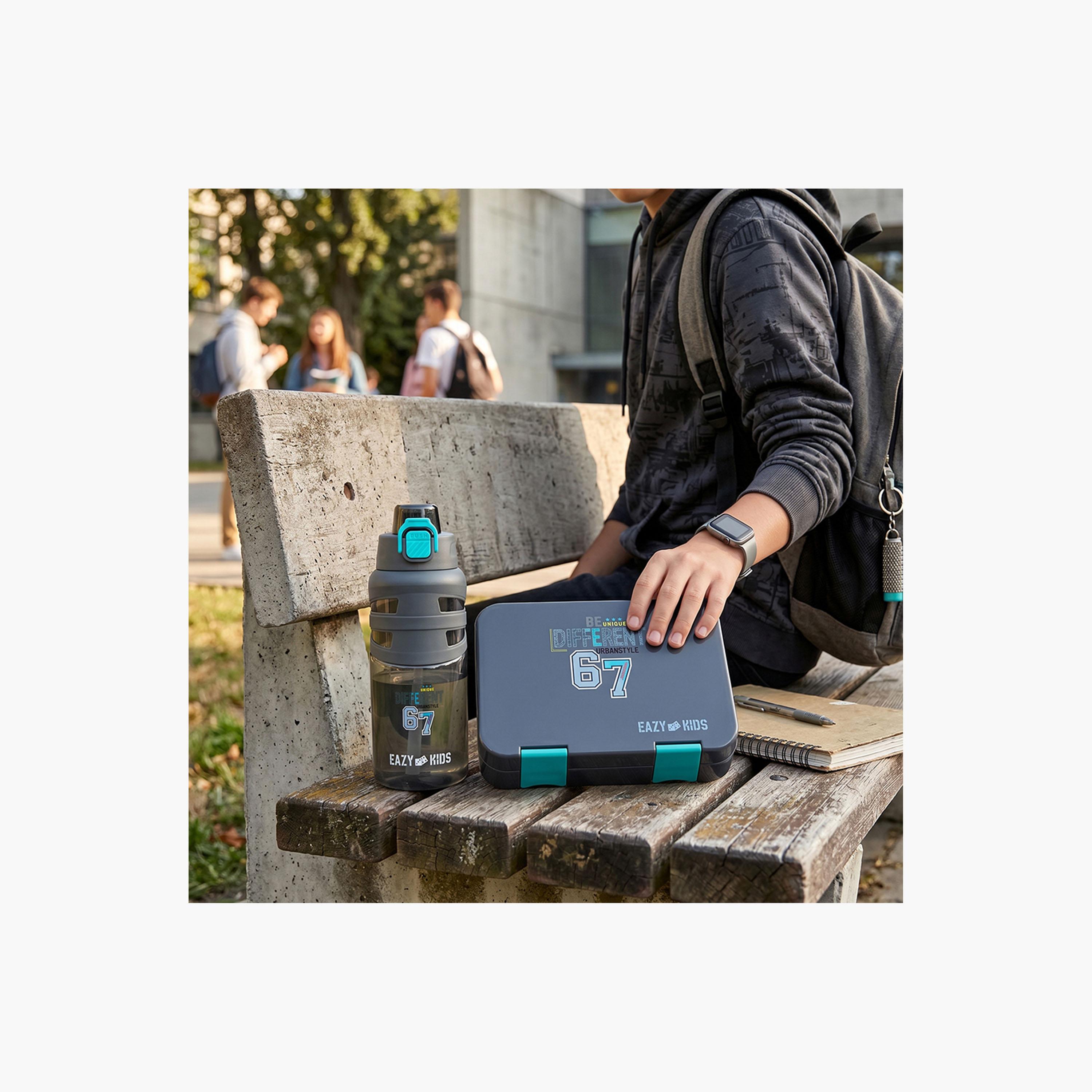 صندوق غداء بينتو بـ 4 أقسام مع زجاجة مياه بغطاء قلاب من إيزي كيدز - 750 مل-school-lunchessentials-lunchboxes-image-14
