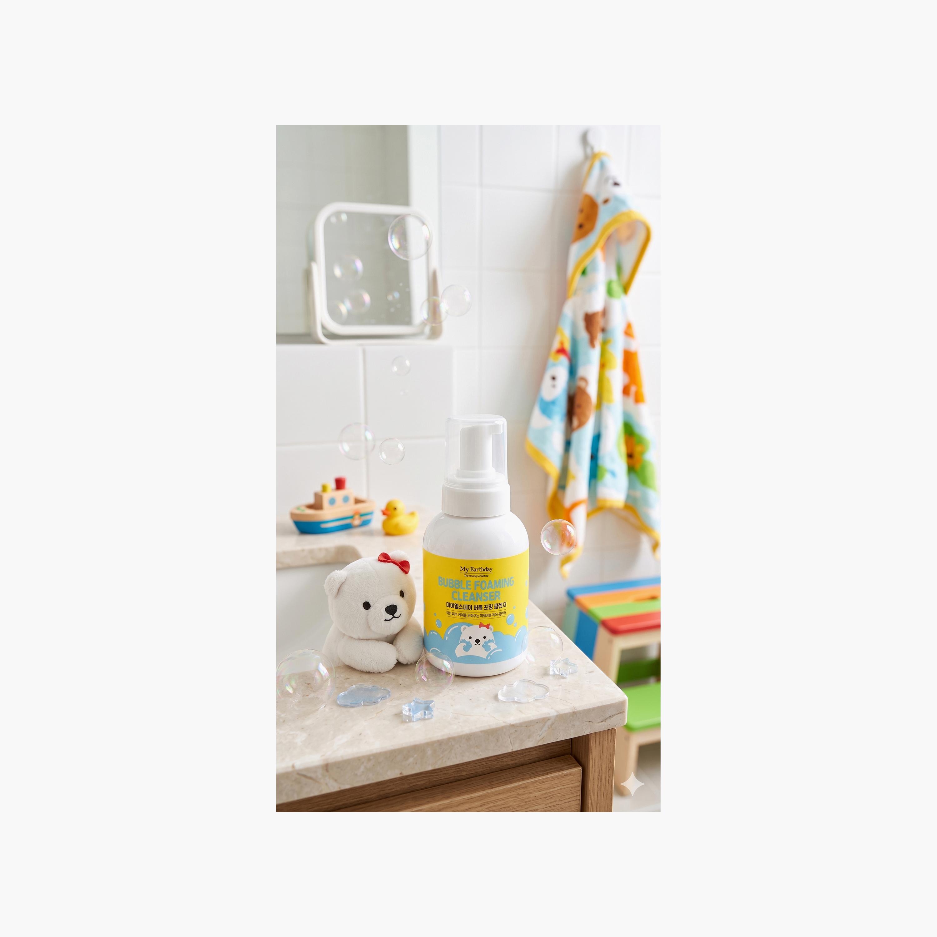 My Earth Day Bubble Foaming Cleanser - 300 ml-baby-bathandcare-hairbodyskincare-image-2