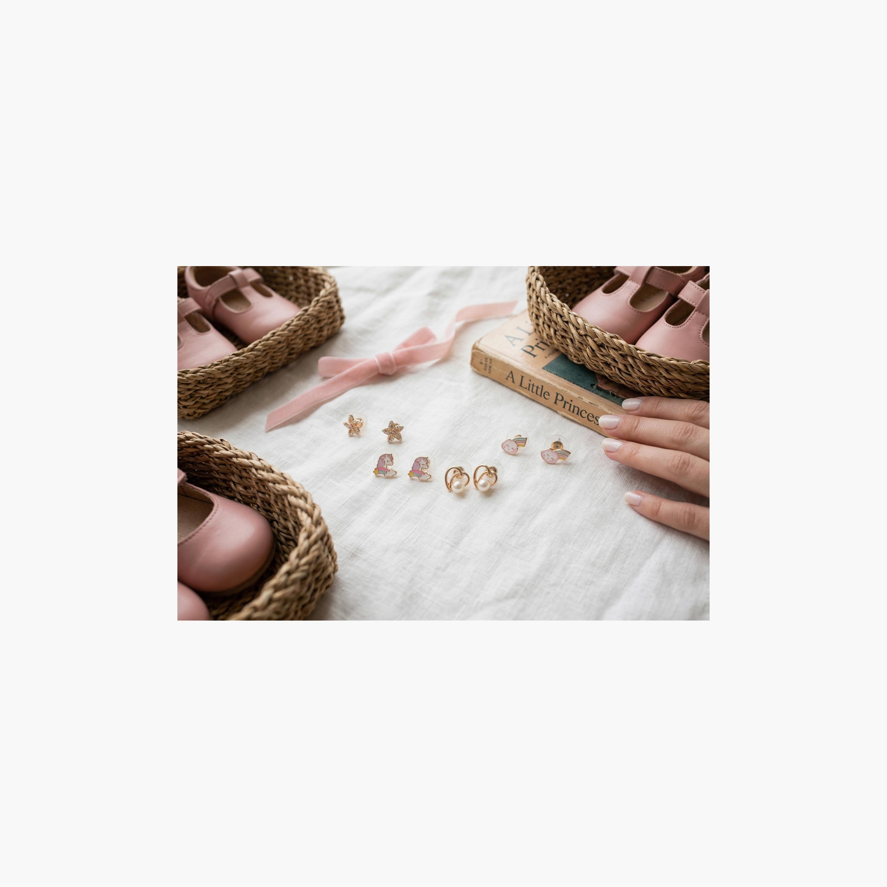 مجموعة أقراط (حلقان) "الملاك الصغير" مكونة من 4 أزواج من ليتل لاكشريز-girls-accessories-jewellery-image-3