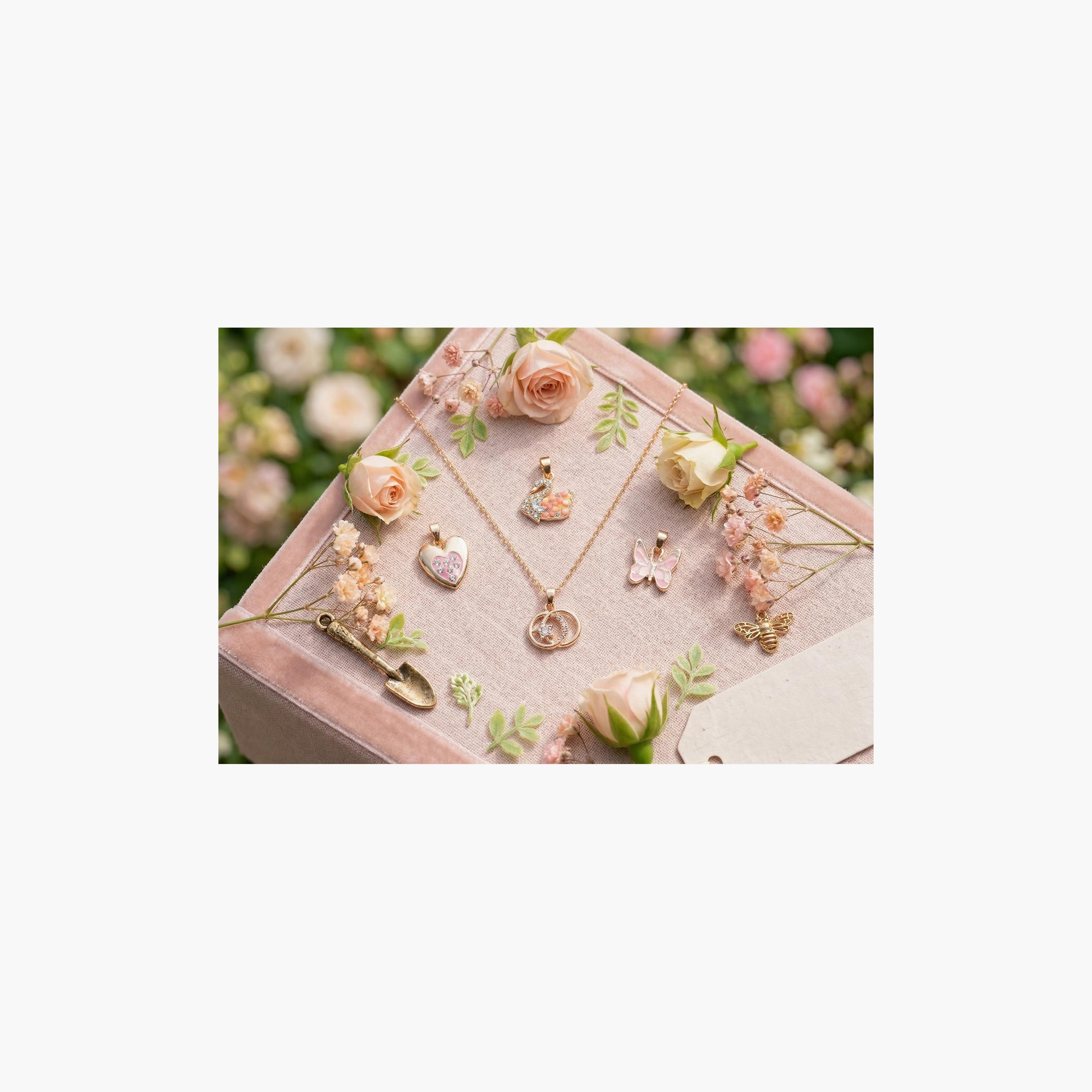 مجموعة قلادة (سلسلة) مع دلايات قابلة للتغيير من ليتل لاكشريز-girls-accessories-jewellery-image-2