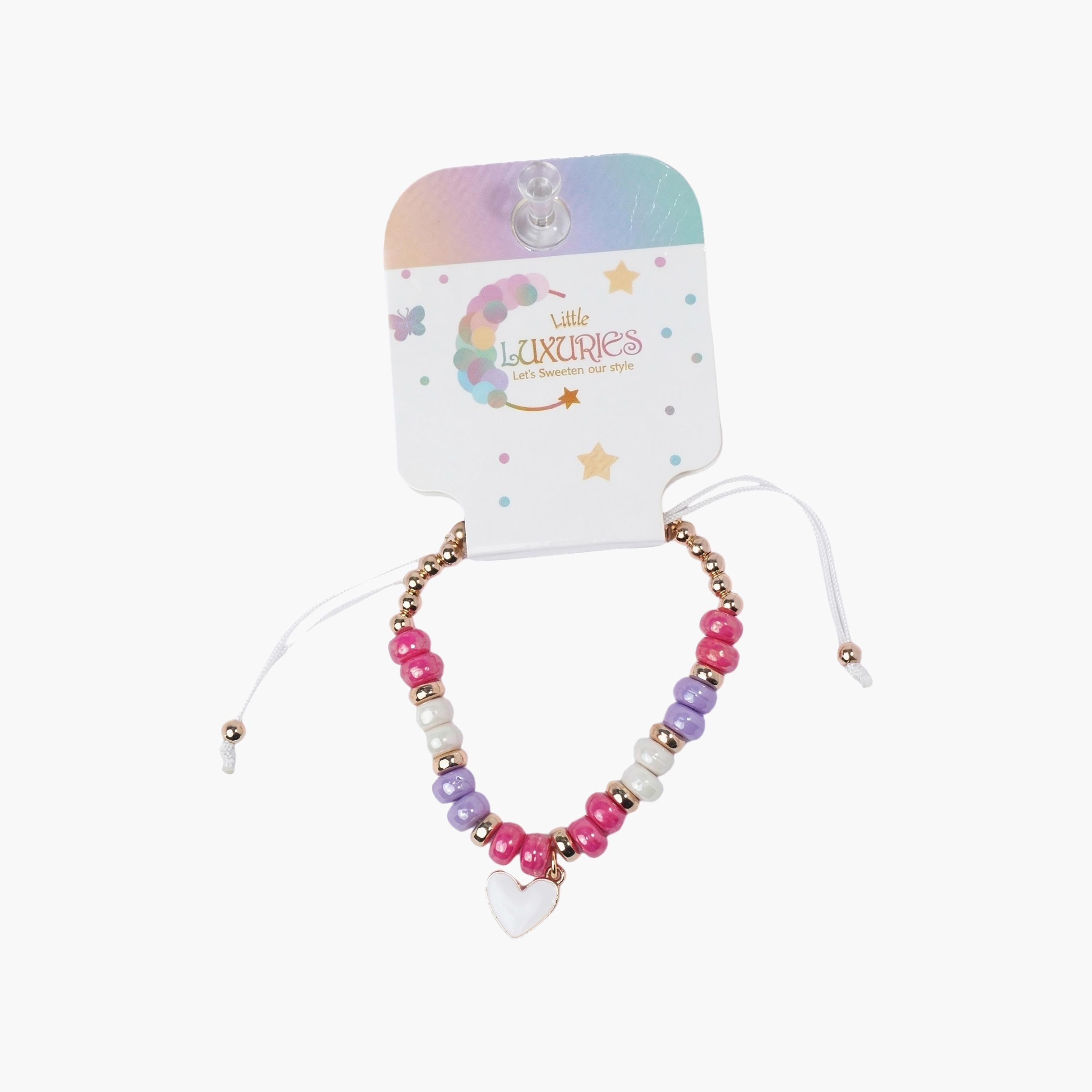 سوار (غويشة) مزين بالقلوب واللؤلؤ من ليتل لاكشريز-girls-accessories-jewellery-image-5