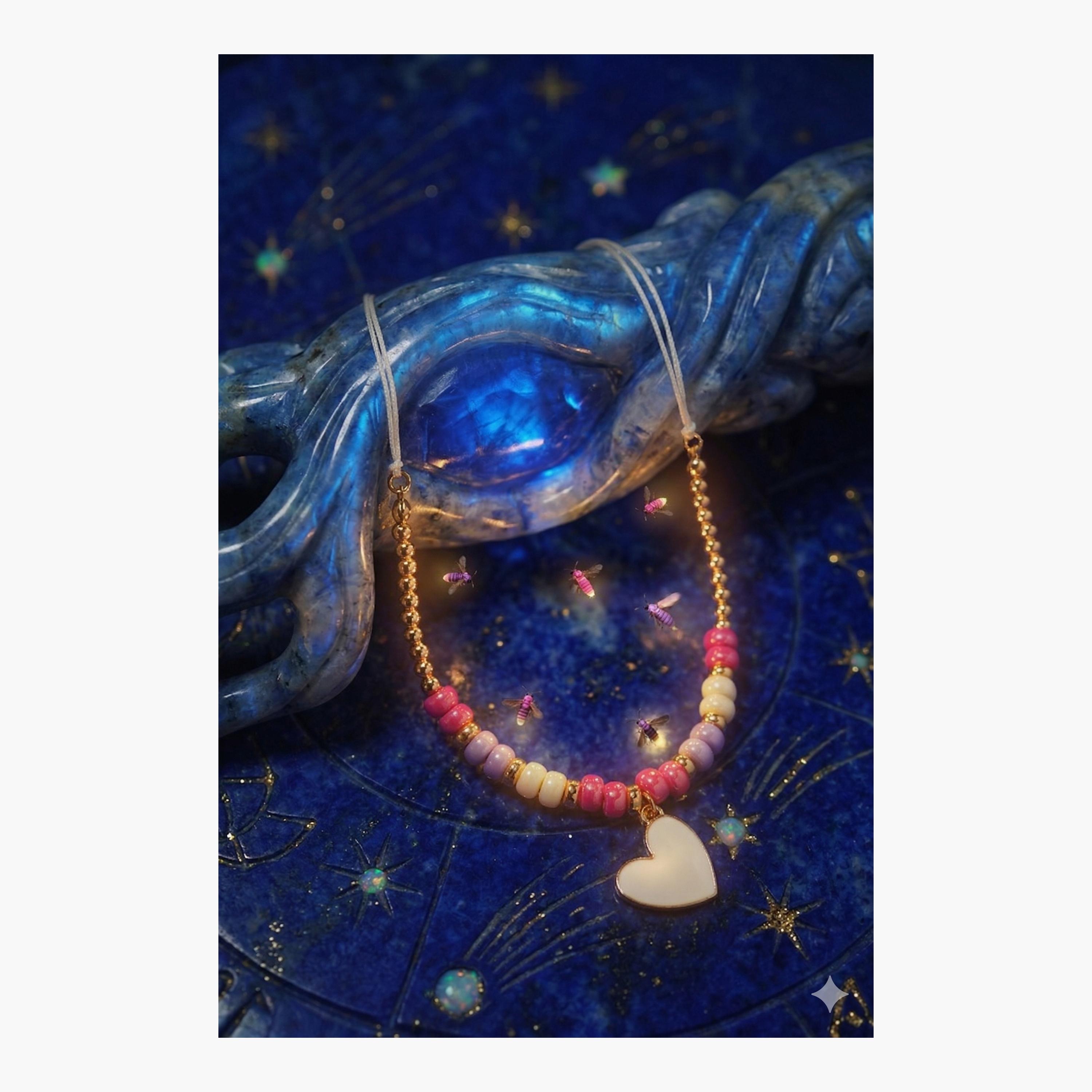 قلادة بسلسلة خرز مع دلاية على شكل قلب من ليتل لاكشريز-girls-accessories-jewellery-image-3