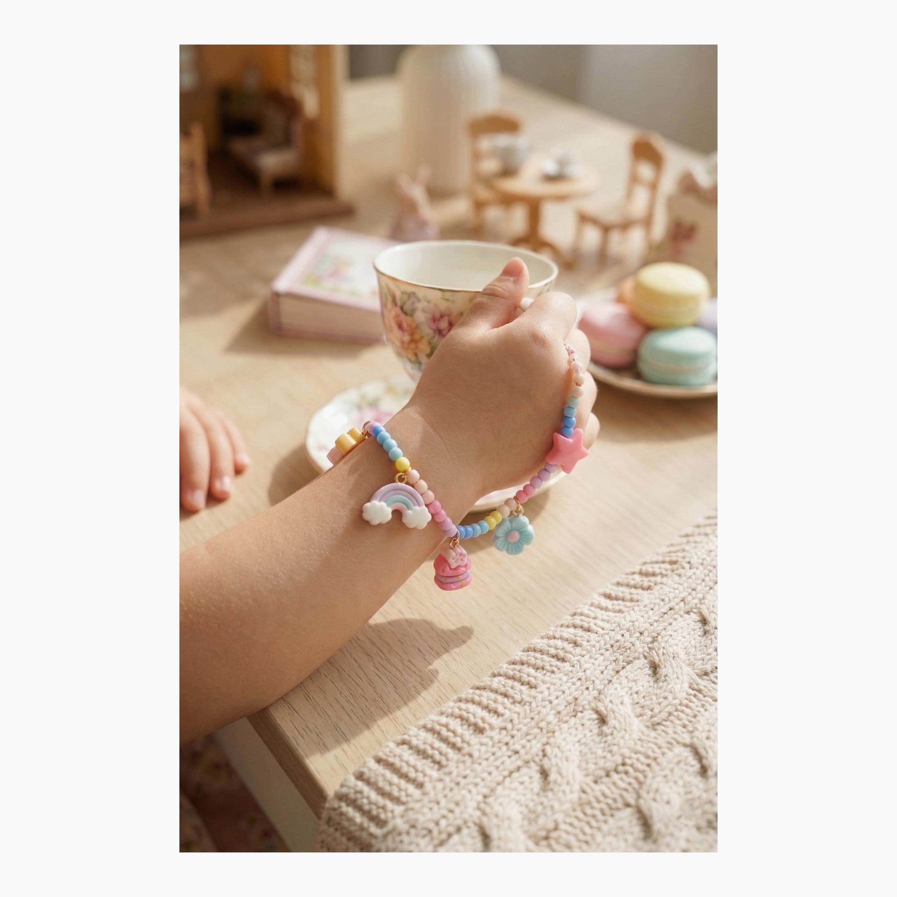 سوار (غويشة) على شكل قوس قزح ونجمة من ليتل لاكشريز-girls-accessories-jewellery-image-4