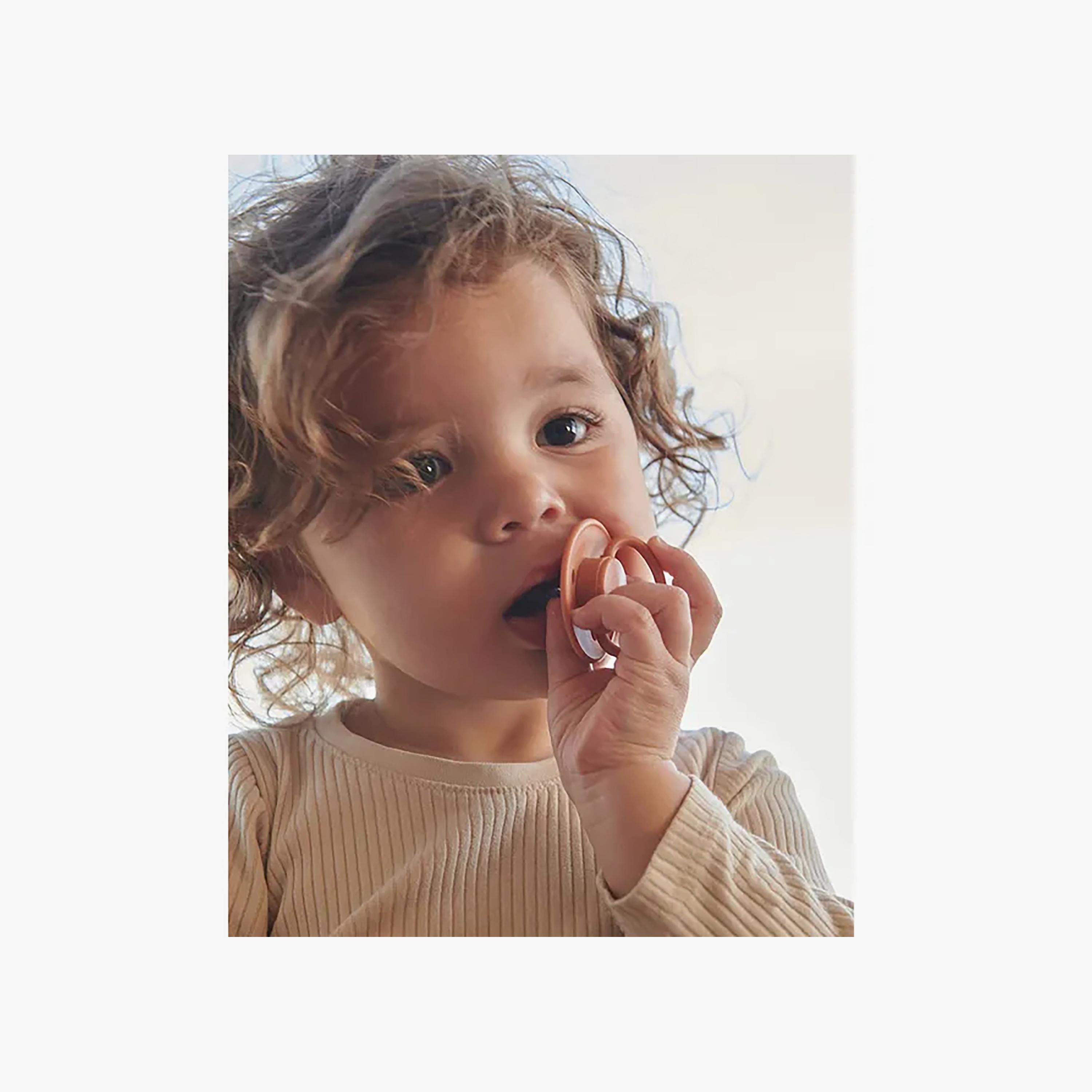 Mininor Classic Round Latex Pacifier - Roe Deer-baby-feeding-pacifiers-image-4