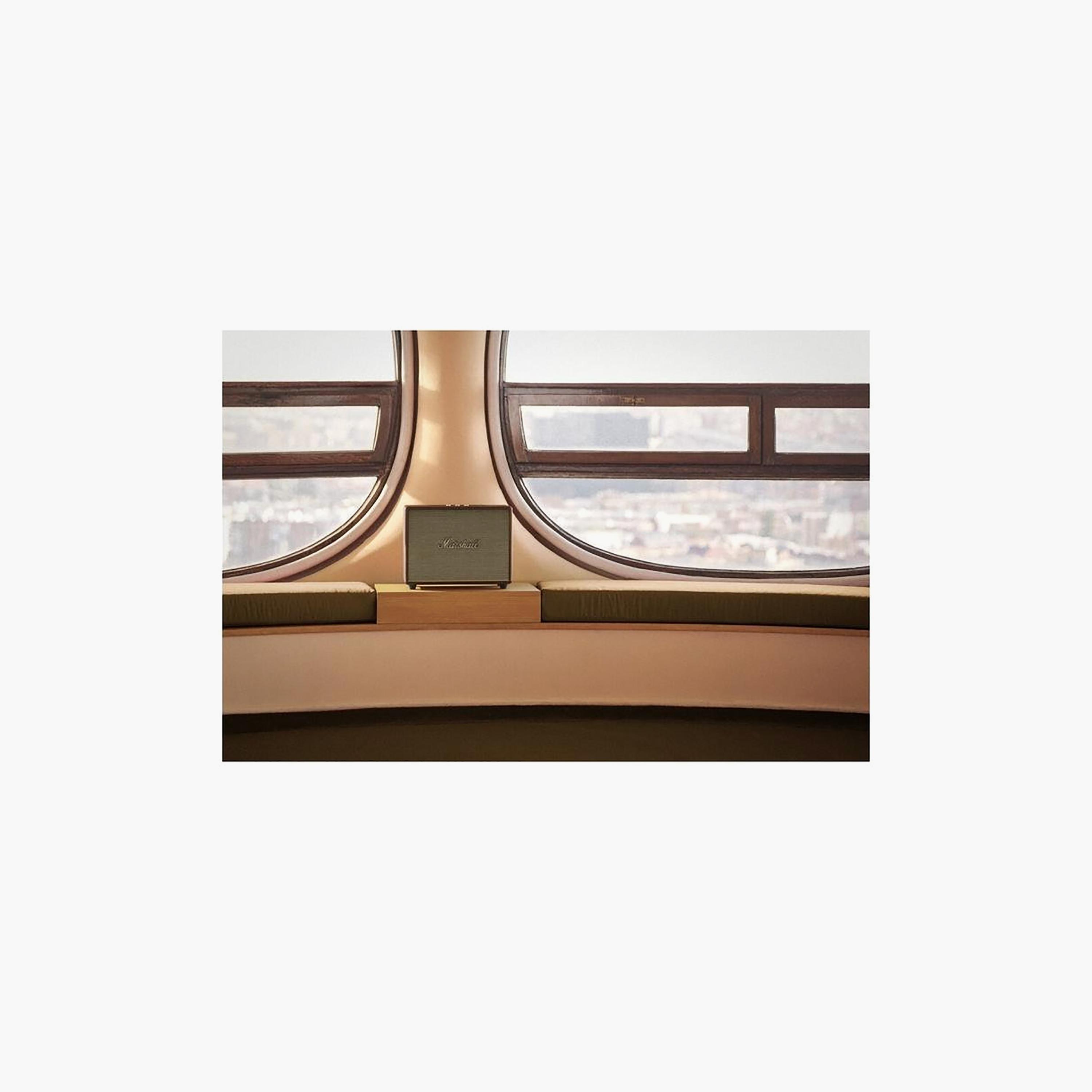 مكبر صوت بلوتوث مارشال ووبرن III - بني-electronics-speakers-image-3