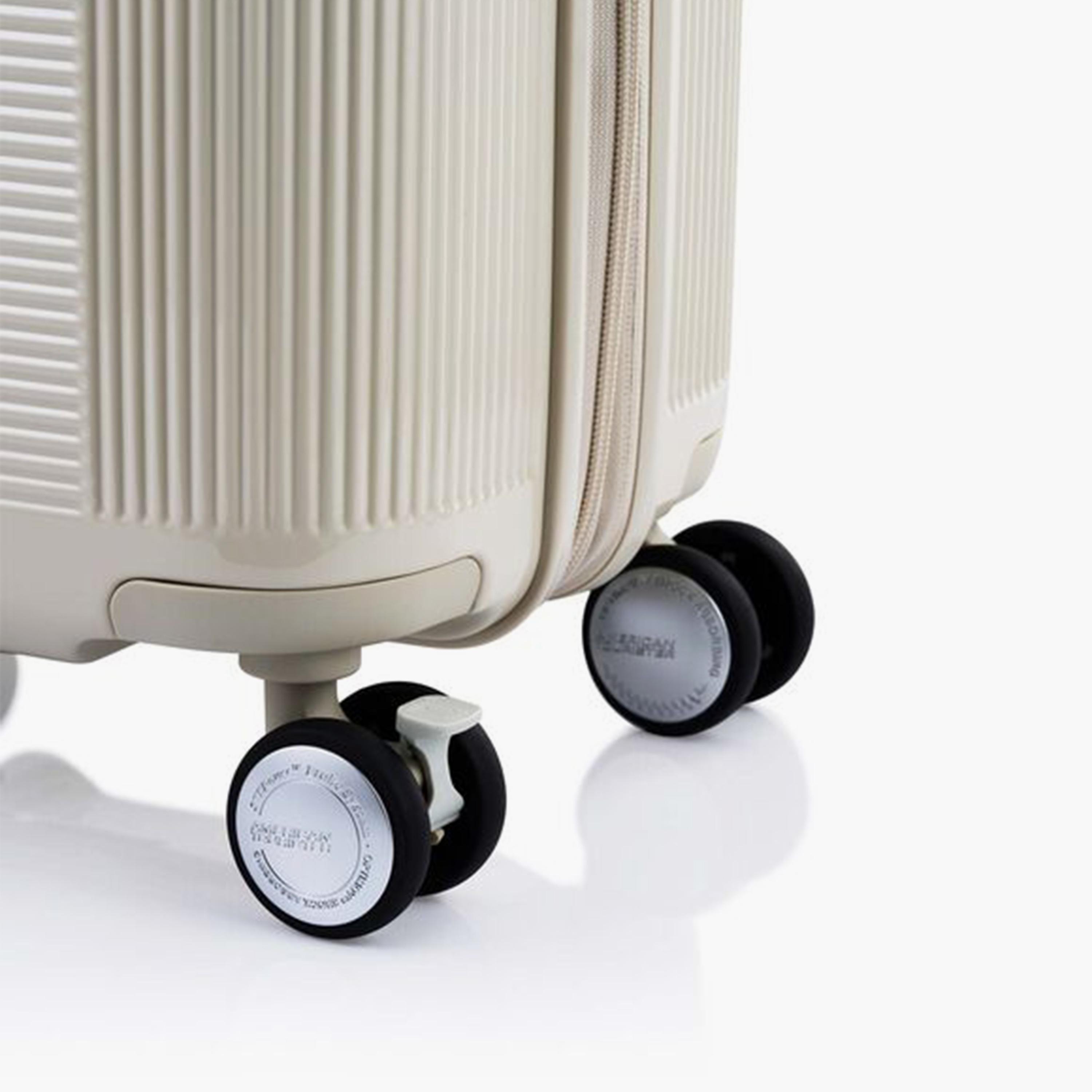 American Tourister Gemina Pro 65 CM Medium Check-in Polycarbonate with ABS Hard-Sided 4-Wheeler Spinner Trolley Bag with TSA Lock-travel-luggagesandbags-luggage-image-11