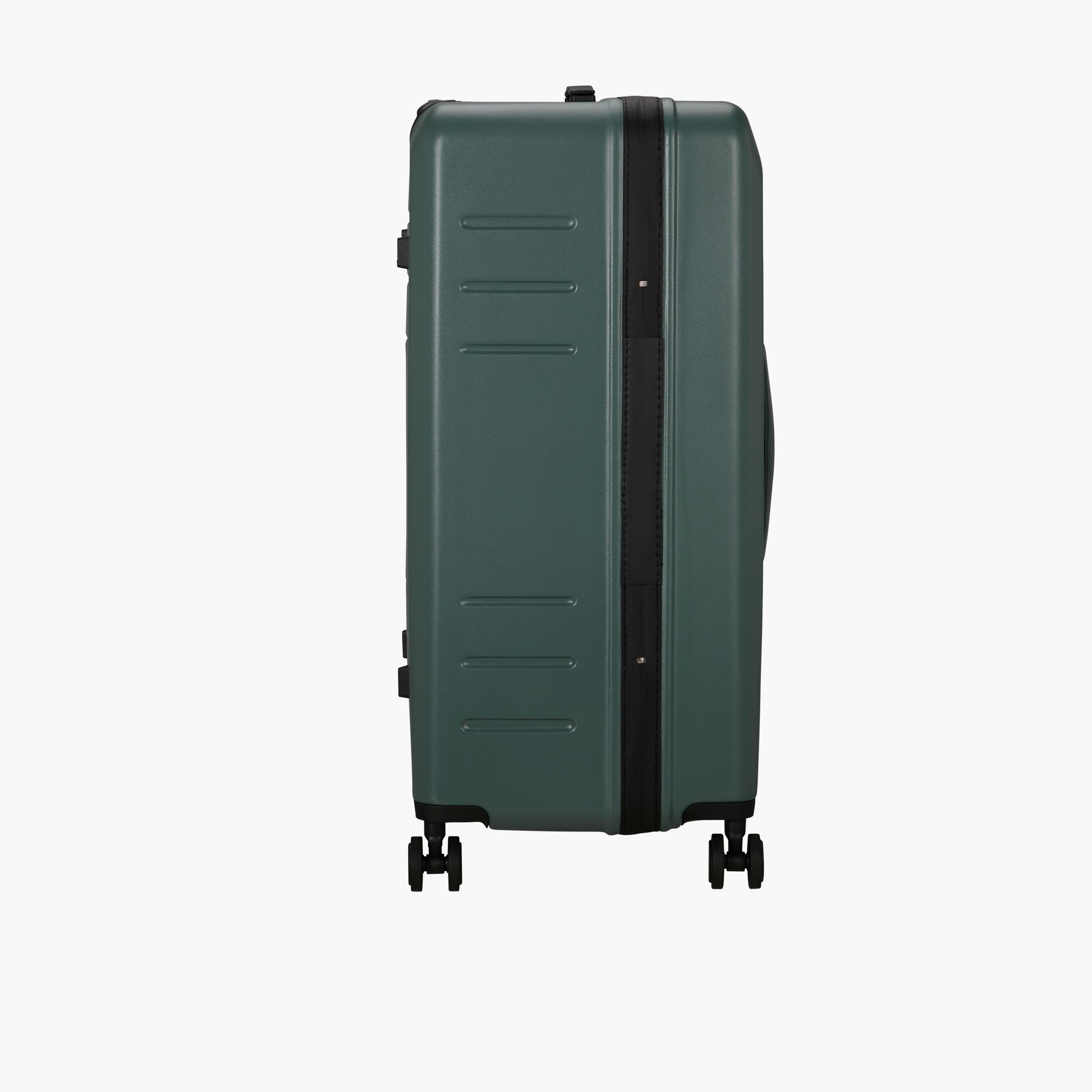 American Tourister Stranger Things 80 CM Large Check-in ABS Hard-Sided 4-Wheeler Spinner Trolley Bag with TSA Lock-travel-luggagesandbags-luggage-image-11