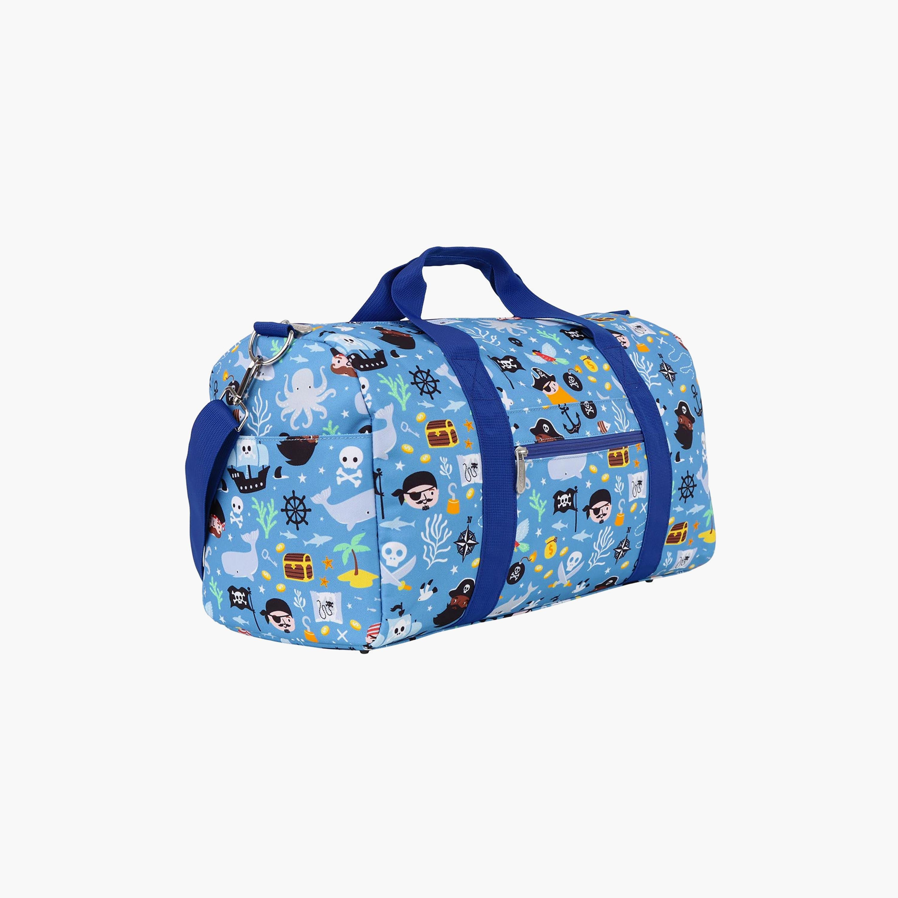 حقيبة سفر بتصميم قراصنة بمقبضين - 26 لترًا من إيه ليتل لوفلي كومباني-baby-gear-travelaccessories-image-2