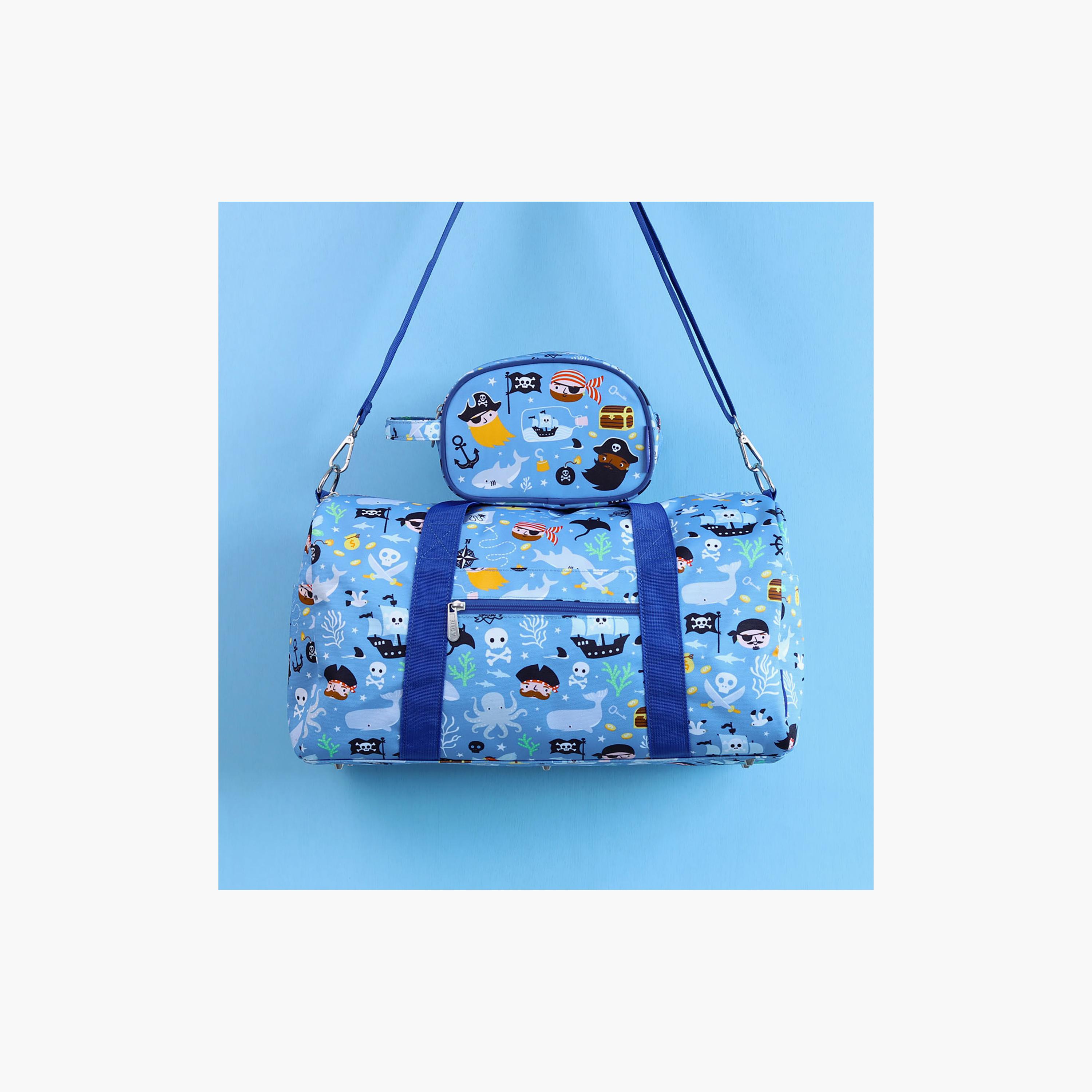 حقيبة سفر بتصميم قراصنة بمقبضين - 26 لترًا من إيه ليتل لوفلي كومباني-baby-gear-travelaccessories-image-3
