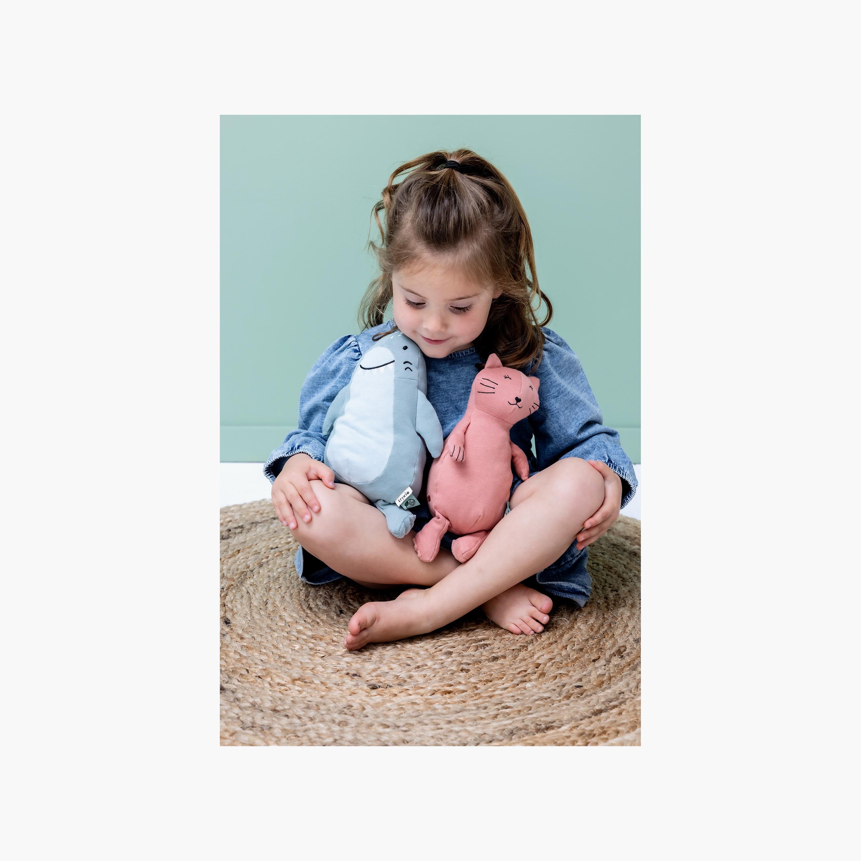 لعبة محشوة ناعمة برسومات مسز كات من تريكسي - 26 سم-toys-plushsofttoys-image-9