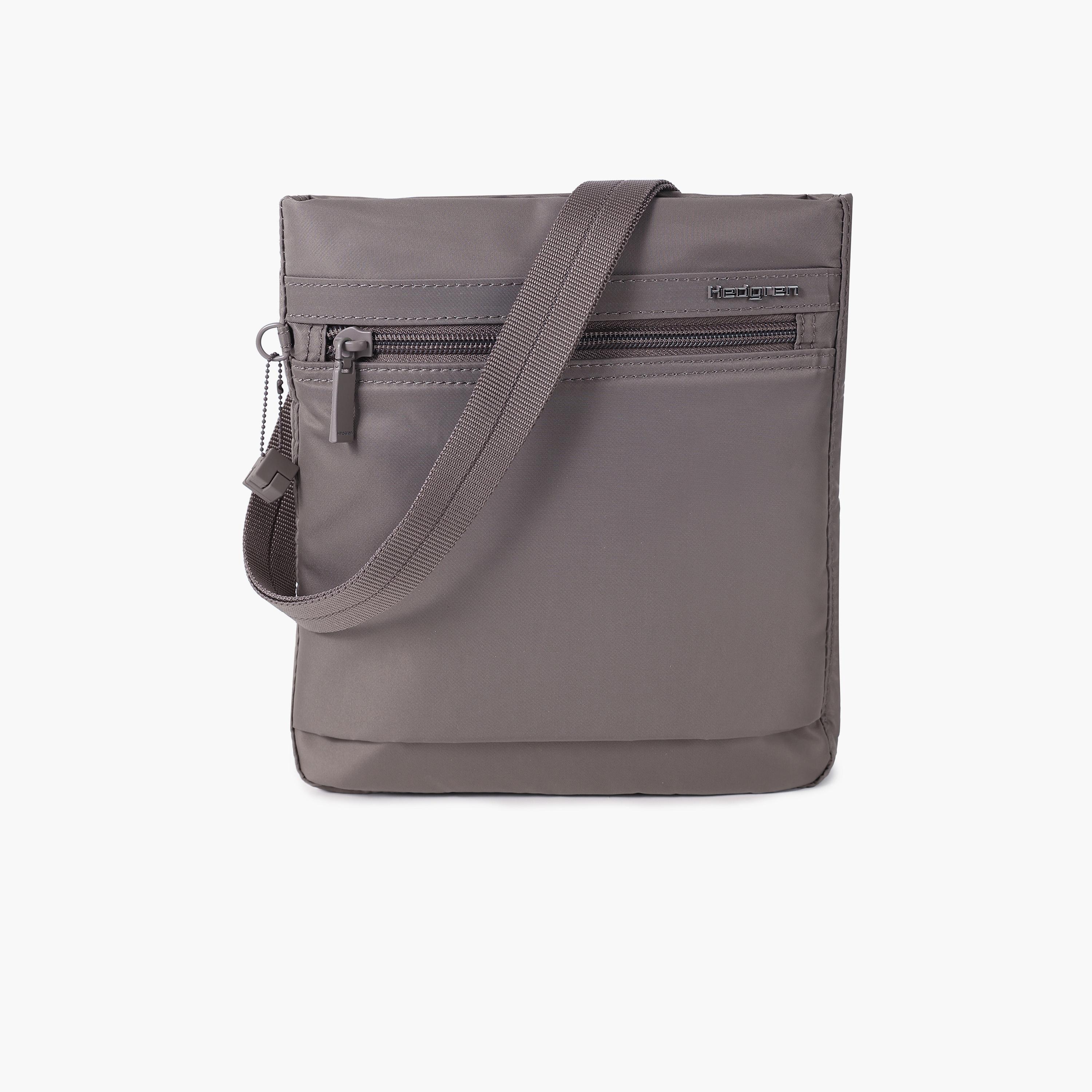 هيدجرين - شنطة كتف سادة إنر سيتي ليونس بسحاب إغلاق وحزام قابل للتعديل | 22 × 20 × 2 سم-women-bagsandwallets-handbags-image-2