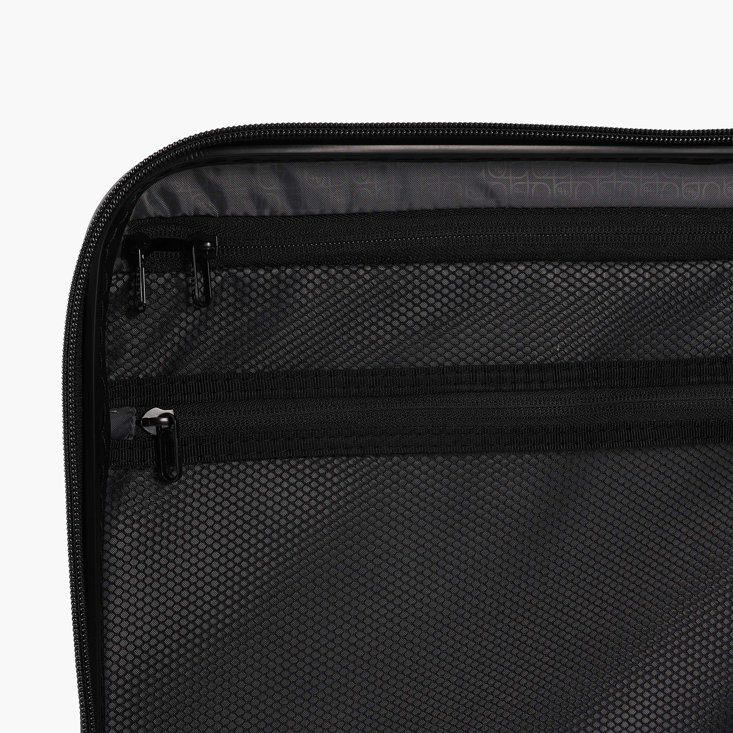 Hedgren Grip 82 CM Extra Large Check-in Polycarbonate with ABS Hard Sided 4-Wheeler Spinner Trolley Bag with TSA Lock-travel-luggagesandbags-luggage-image-9