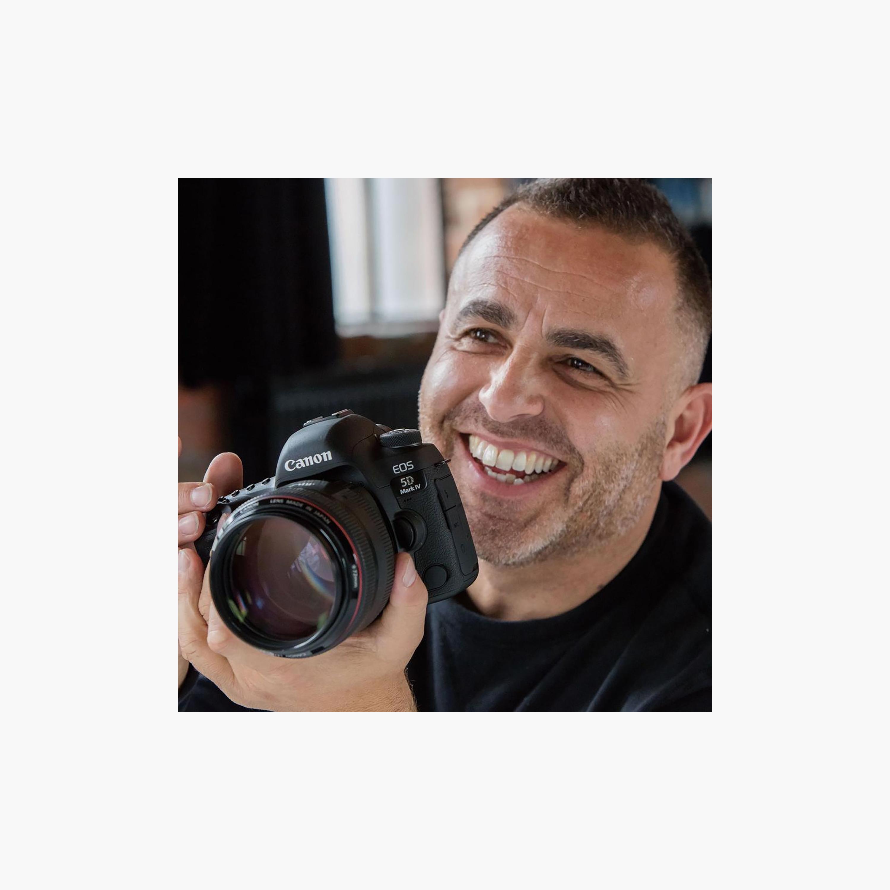 كاميرا كانون EOS 5D Mark IV دي إس إل آر (DSLR) باللون الأسود مع عدسة 24-105 ملم f/4L IS USM-electronics-camera-image-8