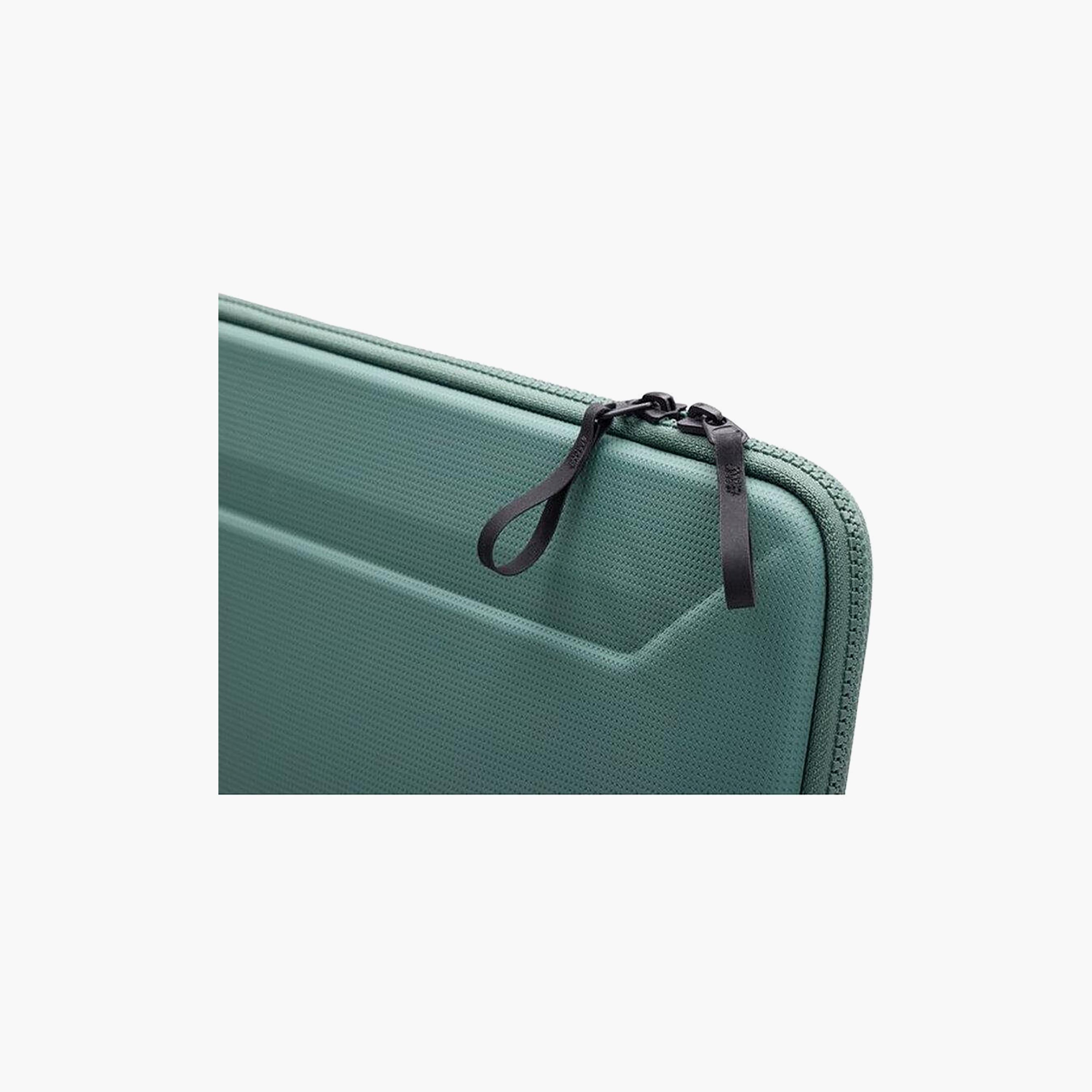 Thule Gauntlet Laptop Sleeve for MacBook 14 Inch Hazy Green | THL-TGSE2558-HAZYGRN-men-bags-image-3