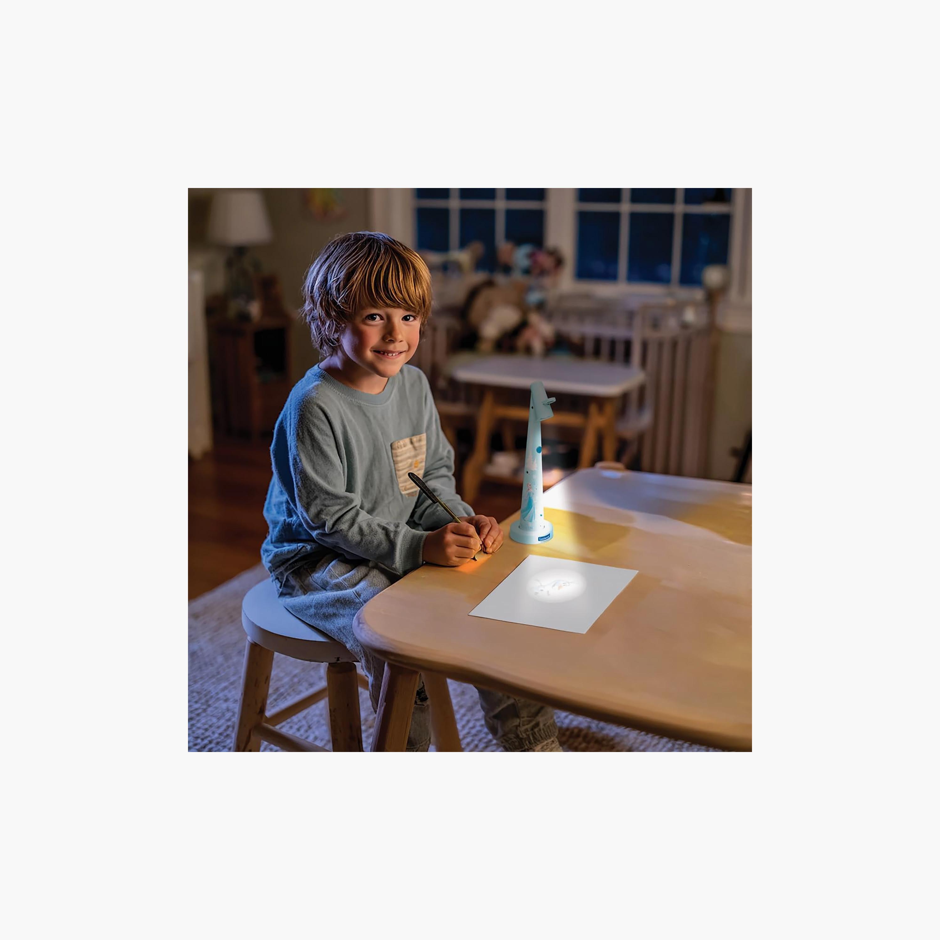 جهاز عرض رسومات (بروجكتر) مع إكسسوارات بتصميم ديزني فروزن من ليكسيبوك-toys-babyandtoddlertoys-learningtoys-image-4