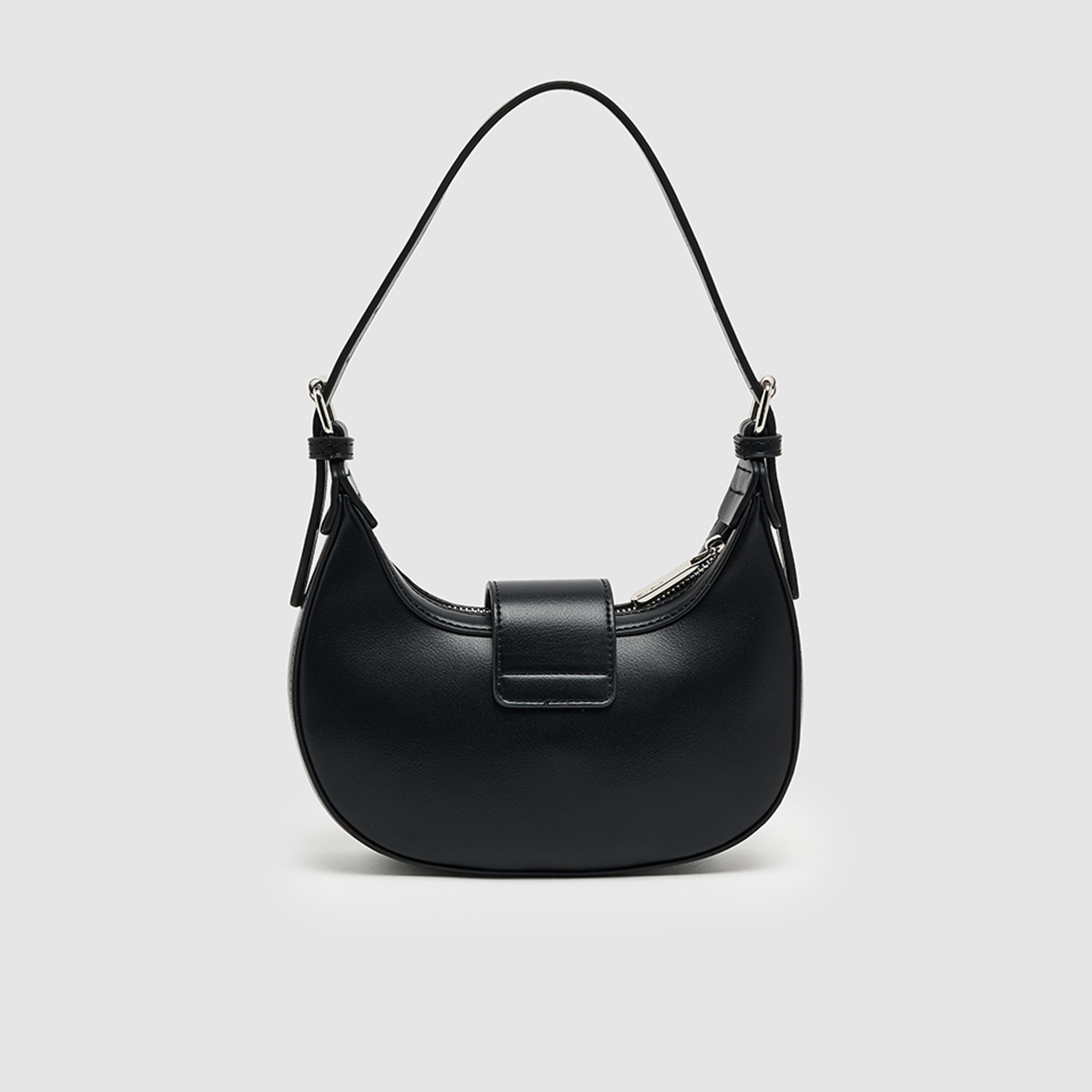 بي سي بي جي - شنطة كتف عادية بمقبض علوي وقفل لولبي وحزام قابل للتعديل | 22 × 18 × 6 سم-women-bagsandwallets-handbags-image-2
