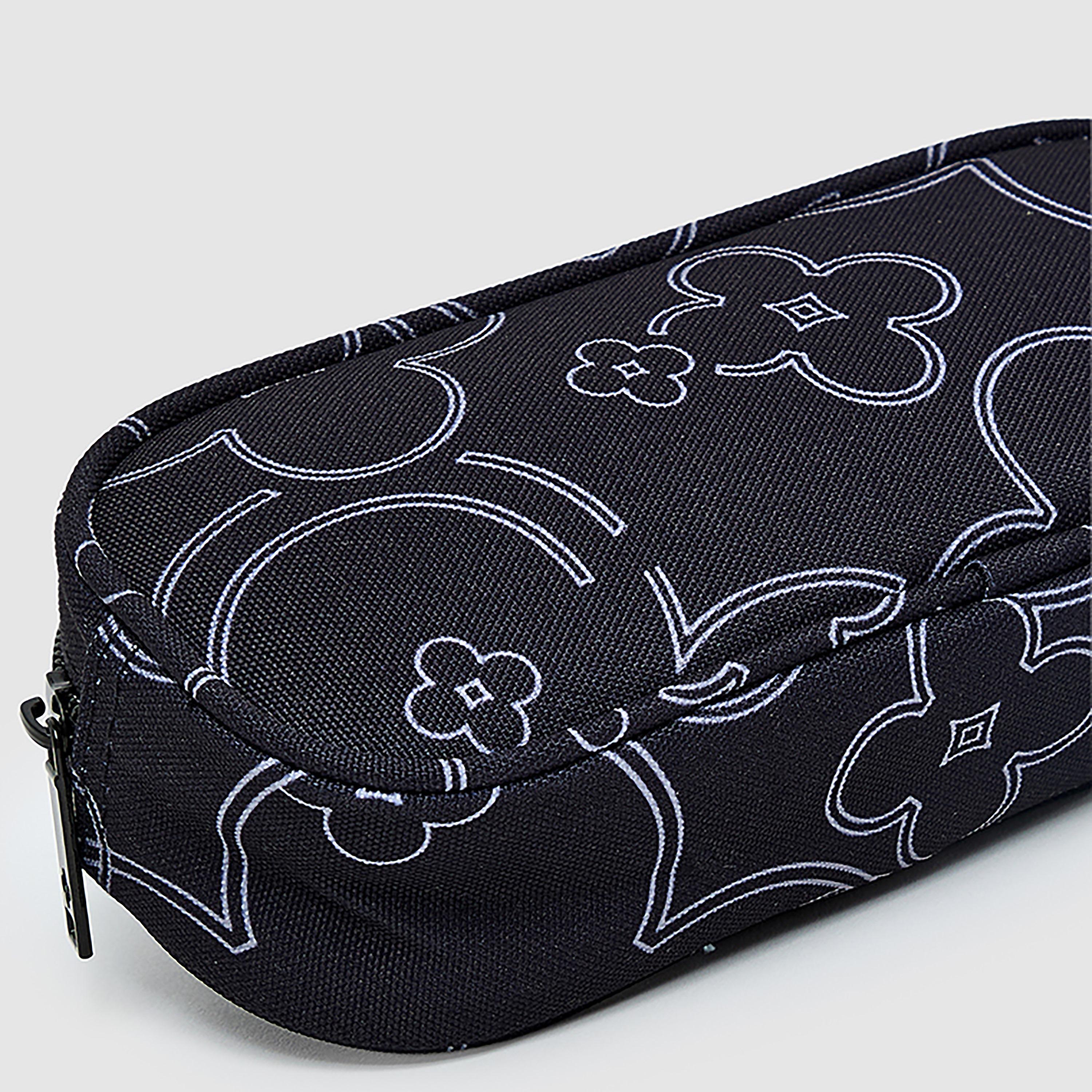 KOTON مقلمة بنقشة مونوغرام بسحاب للإغلاق | 21 × 6.5 × 6.5 سم-school-stationery-pencilcases-image-4
