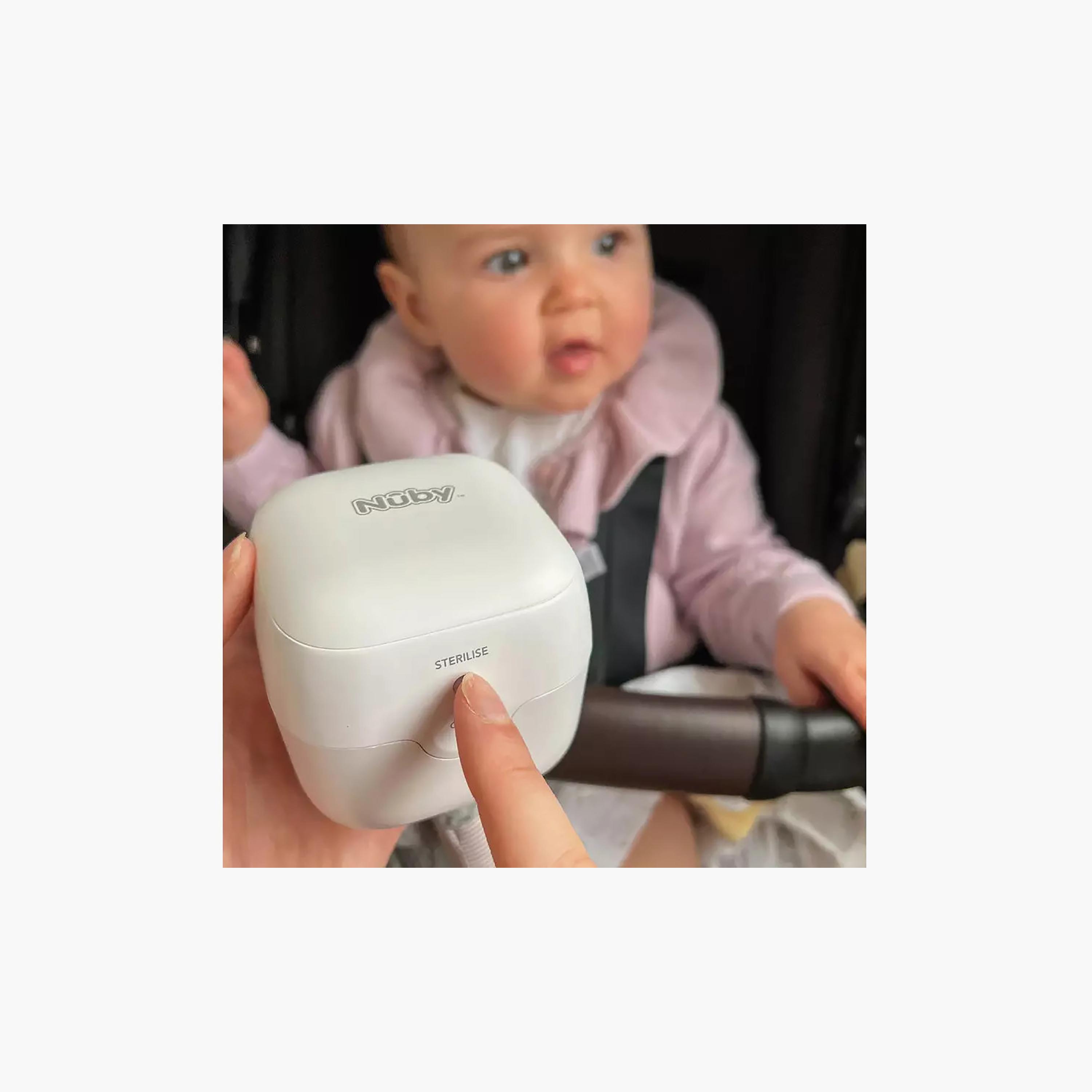 جهاز تعقيم اللهايات المحمول بتقنية التطهير بالأشعة فوق البنفسجية من نوبي-baby-feeding-sterilizersandwarmers-image-6