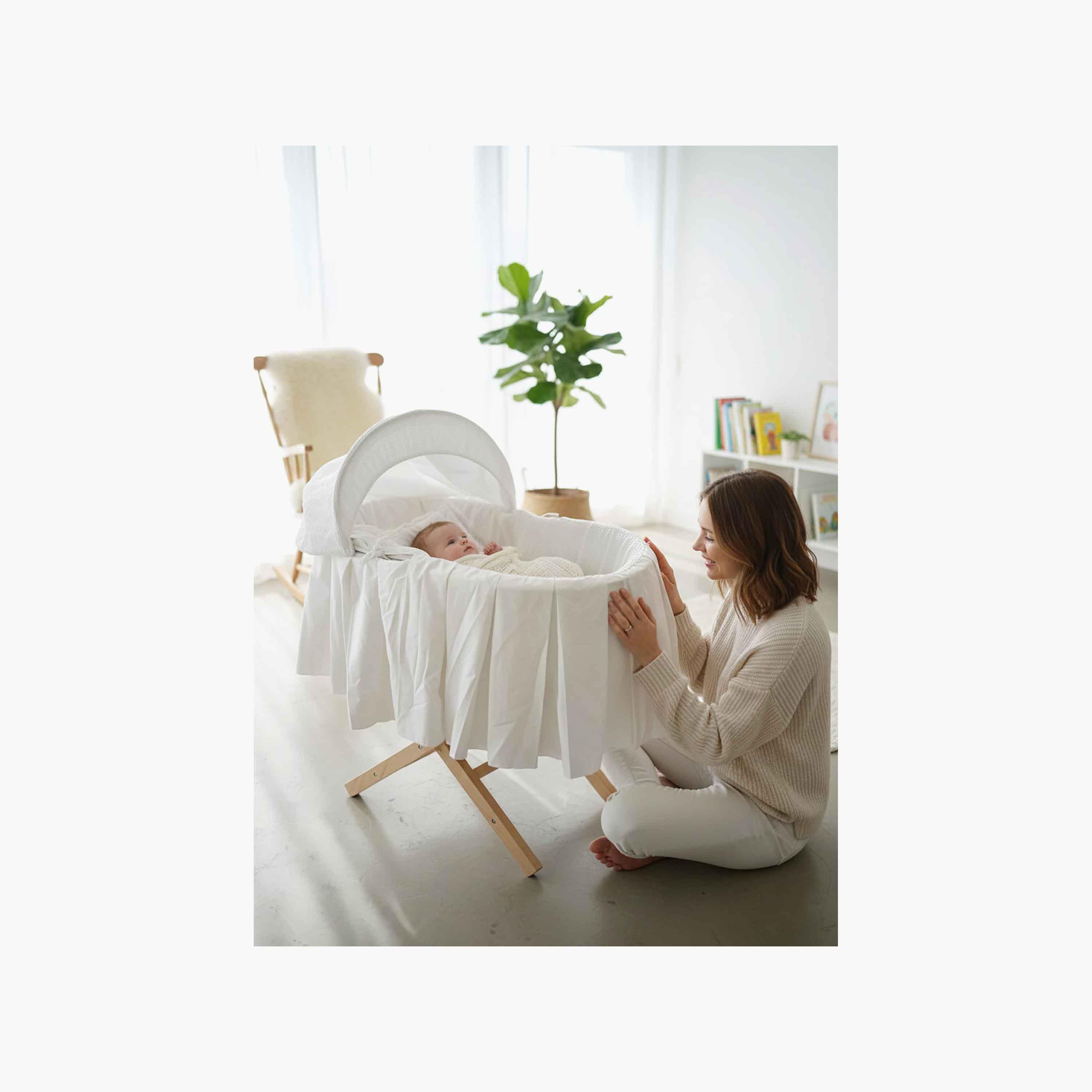 سلة موسى أورا للأطفال من كيندر فالي-baby-nursery-furniture-mosesbaskets-image-3