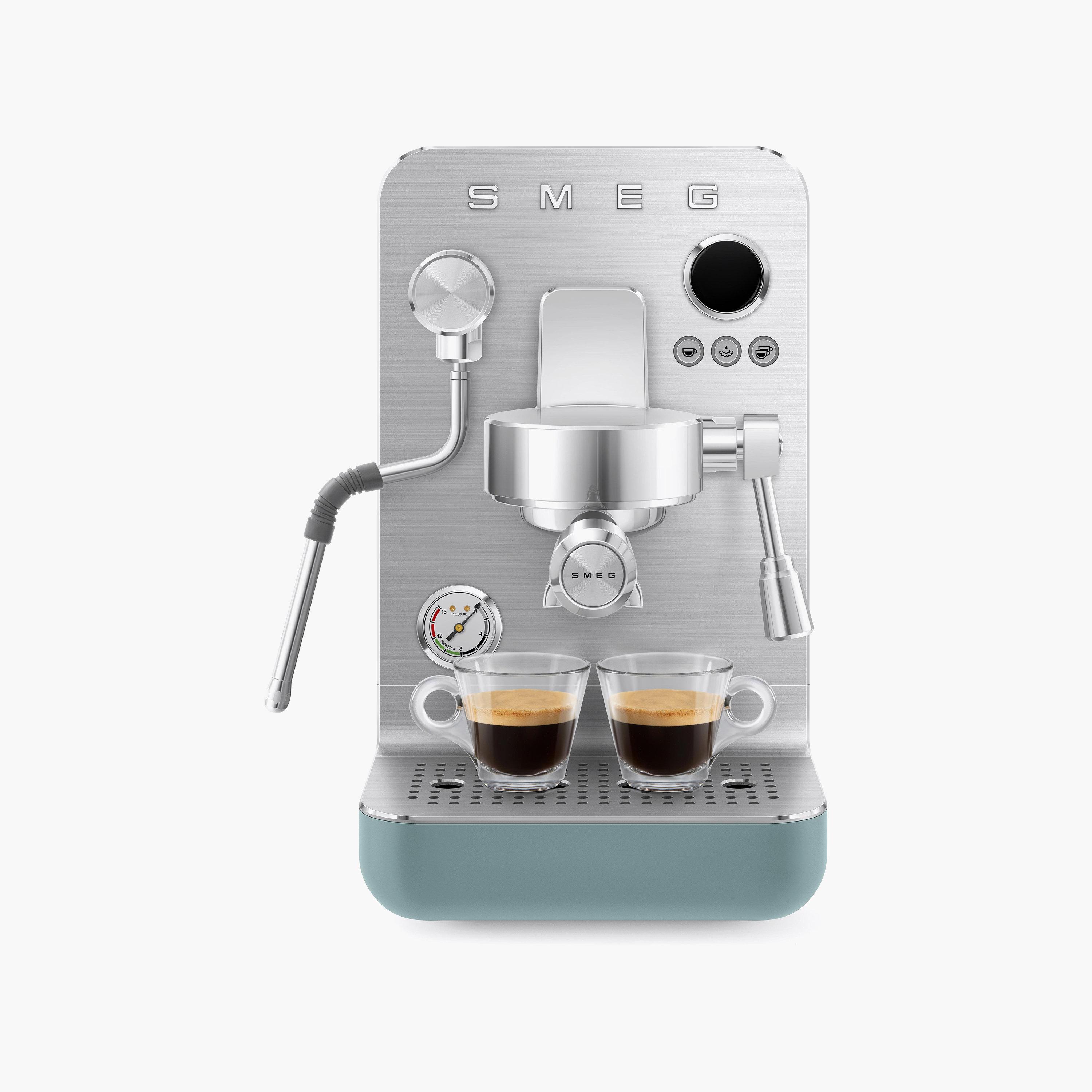 Smeg Mini Pro Coffee Machine Emerald Green | EMC02EGMUK-PROMO_EMAX_AE_ADIB_240926-image-1