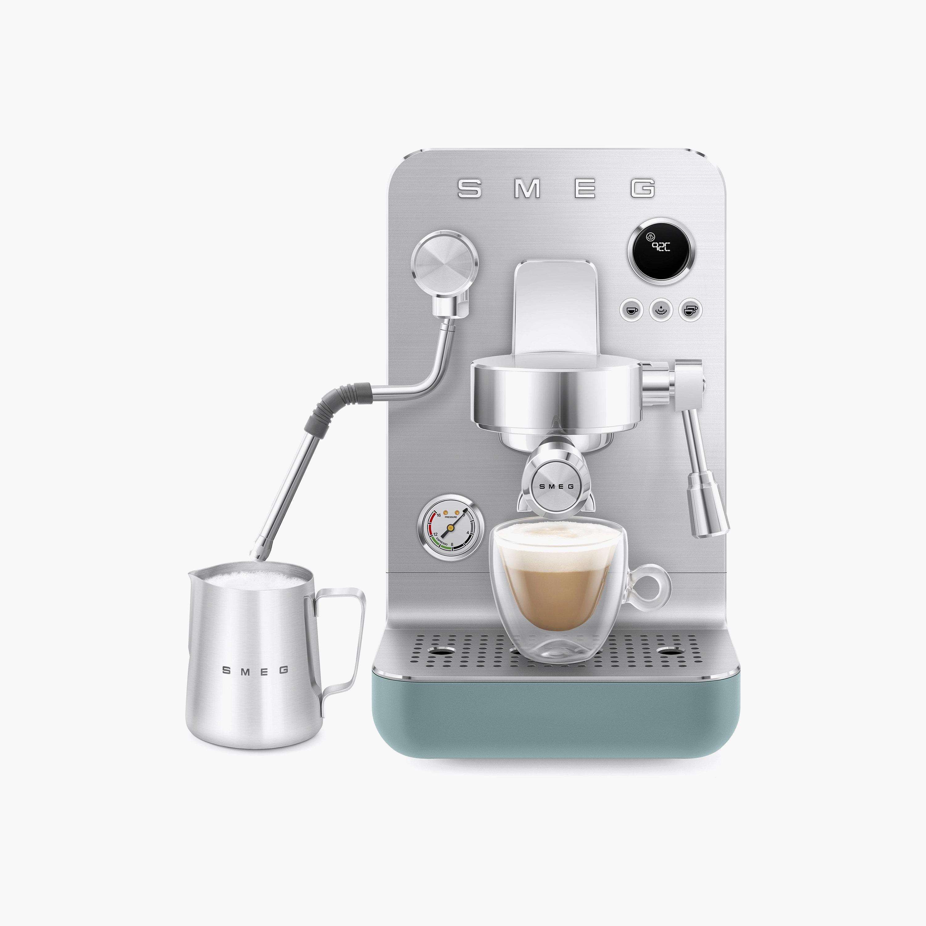 Smeg Mini Pro Coffee Machine Emerald Green | EMC02EGMUK-PROMO_EMAX_AE_ADIB_240926-image-2