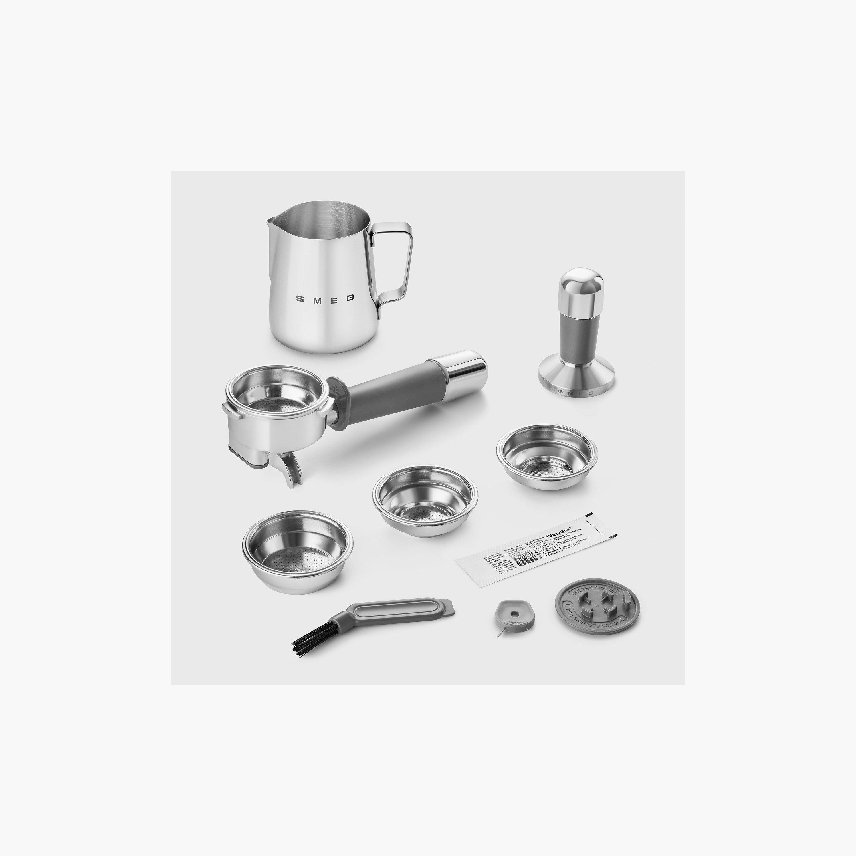 Smeg Espresso Coffee Machine with Grinder Red | EGF03RDUK-PROMO_EMAX_AE_ADIB_240926-image-5