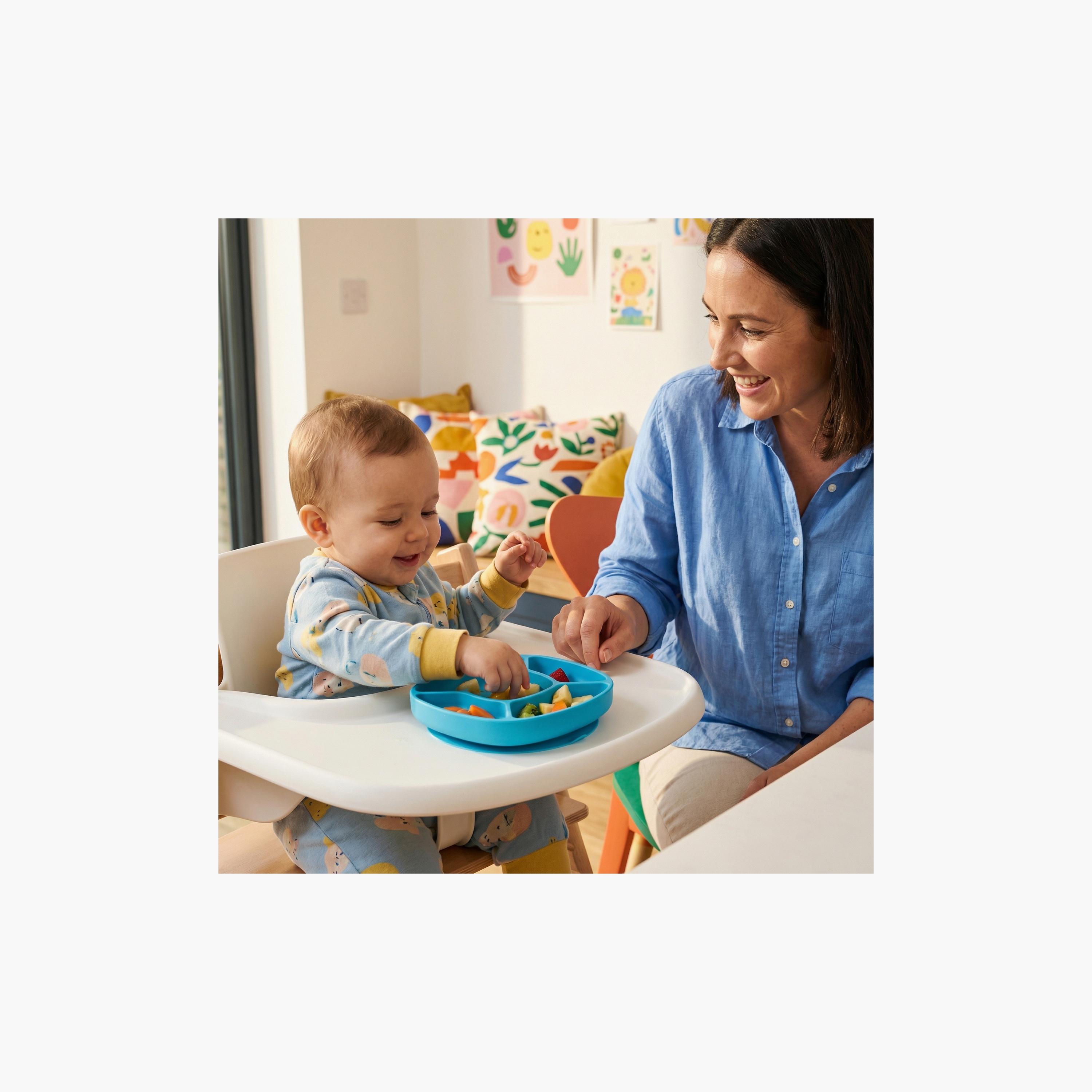 طبق سيليكون بقاعدة شفط ستيك آند سناك من بلايجرو-baby-feeding-mealtimeessentials-image-5