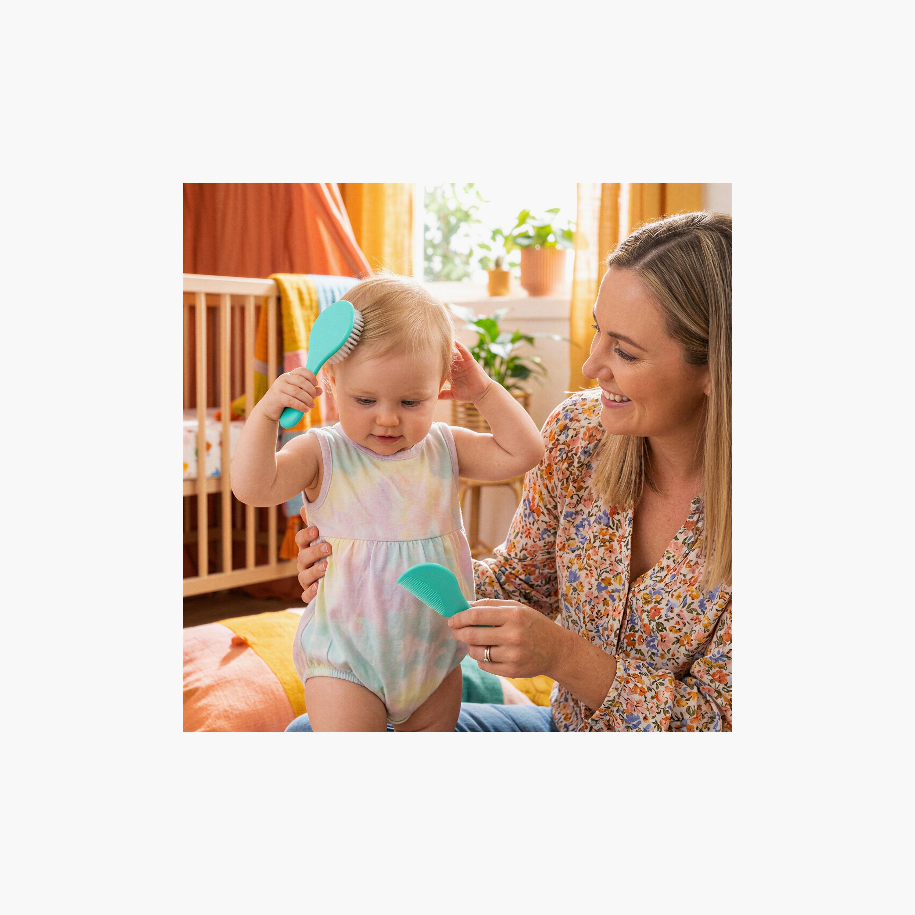 طقم فرشاة ومشط بلمسة ناعمة للأطفال من بلايجرو-baby-bathandcare-grooming-image-18