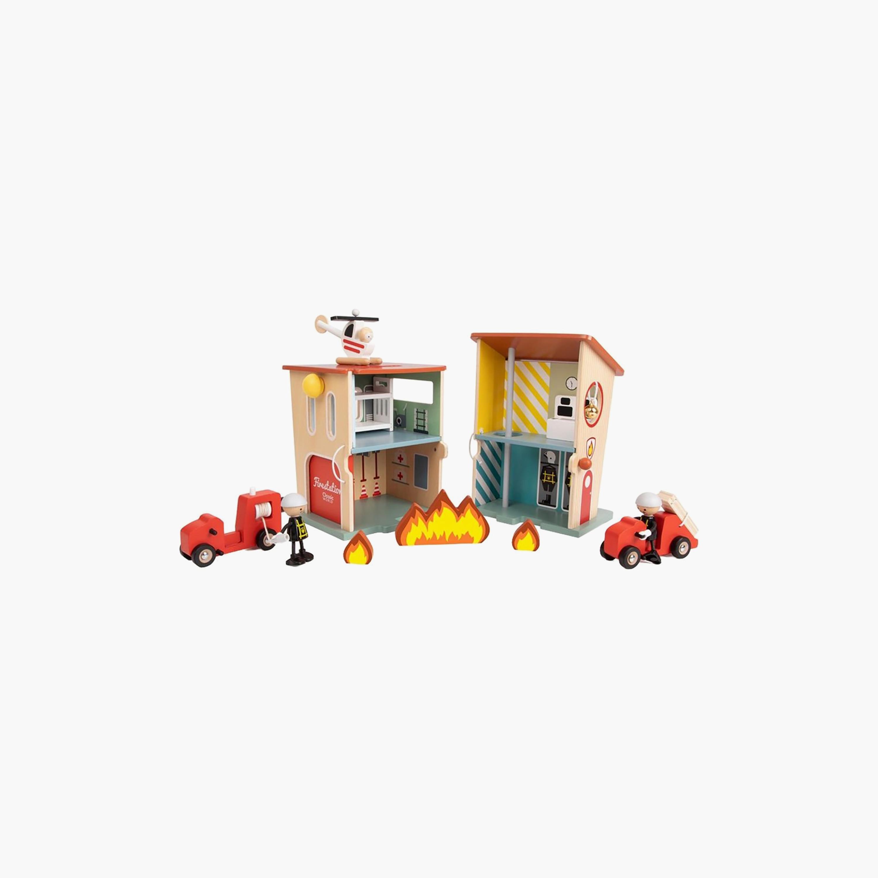طقم لعب محطة إطفاء خشبية من 13 قطعة من كلاسيك وورلد-toys-playvehicles-vehicleplaysets-image-1